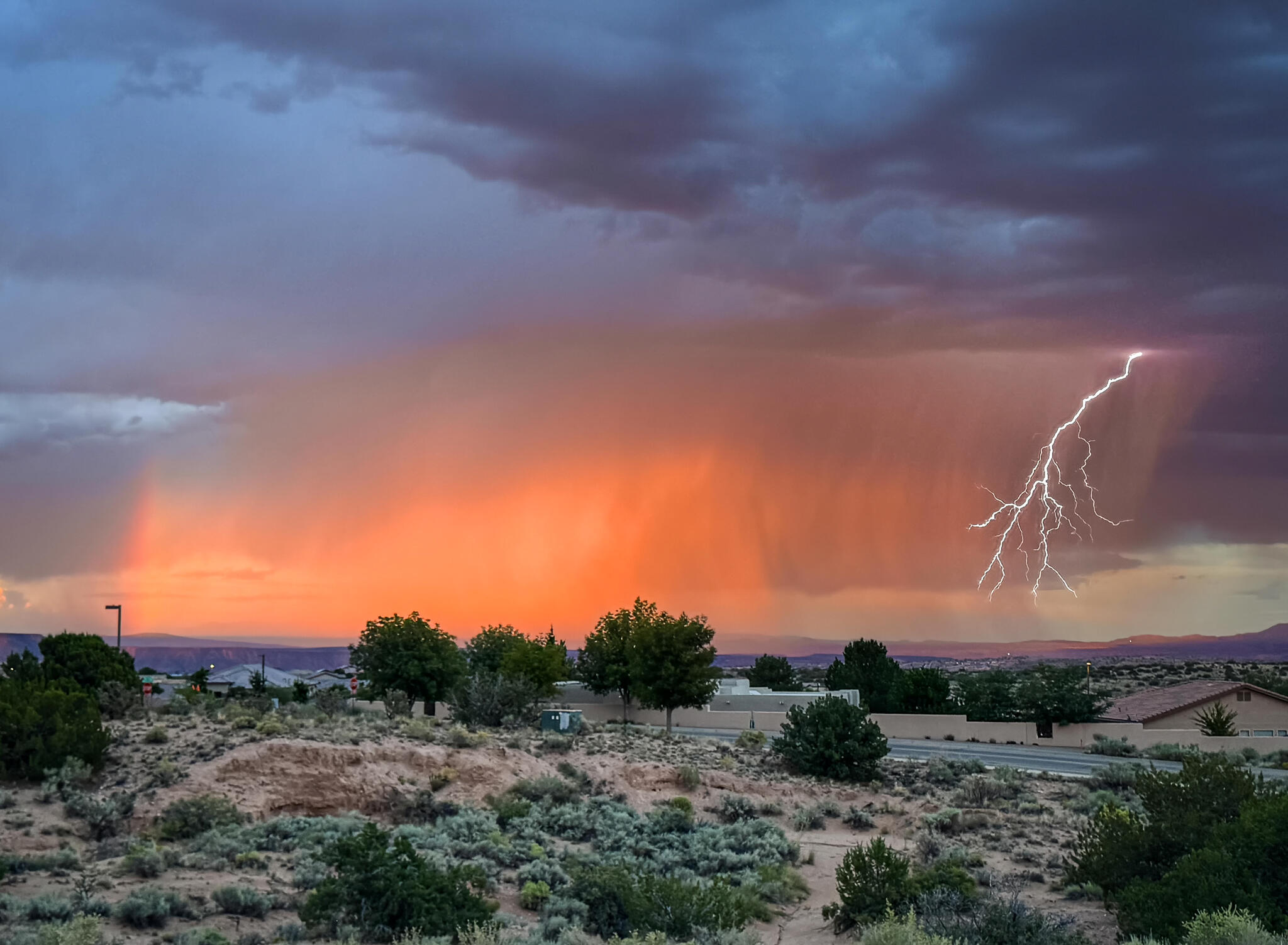 2409 Desert View Road NE