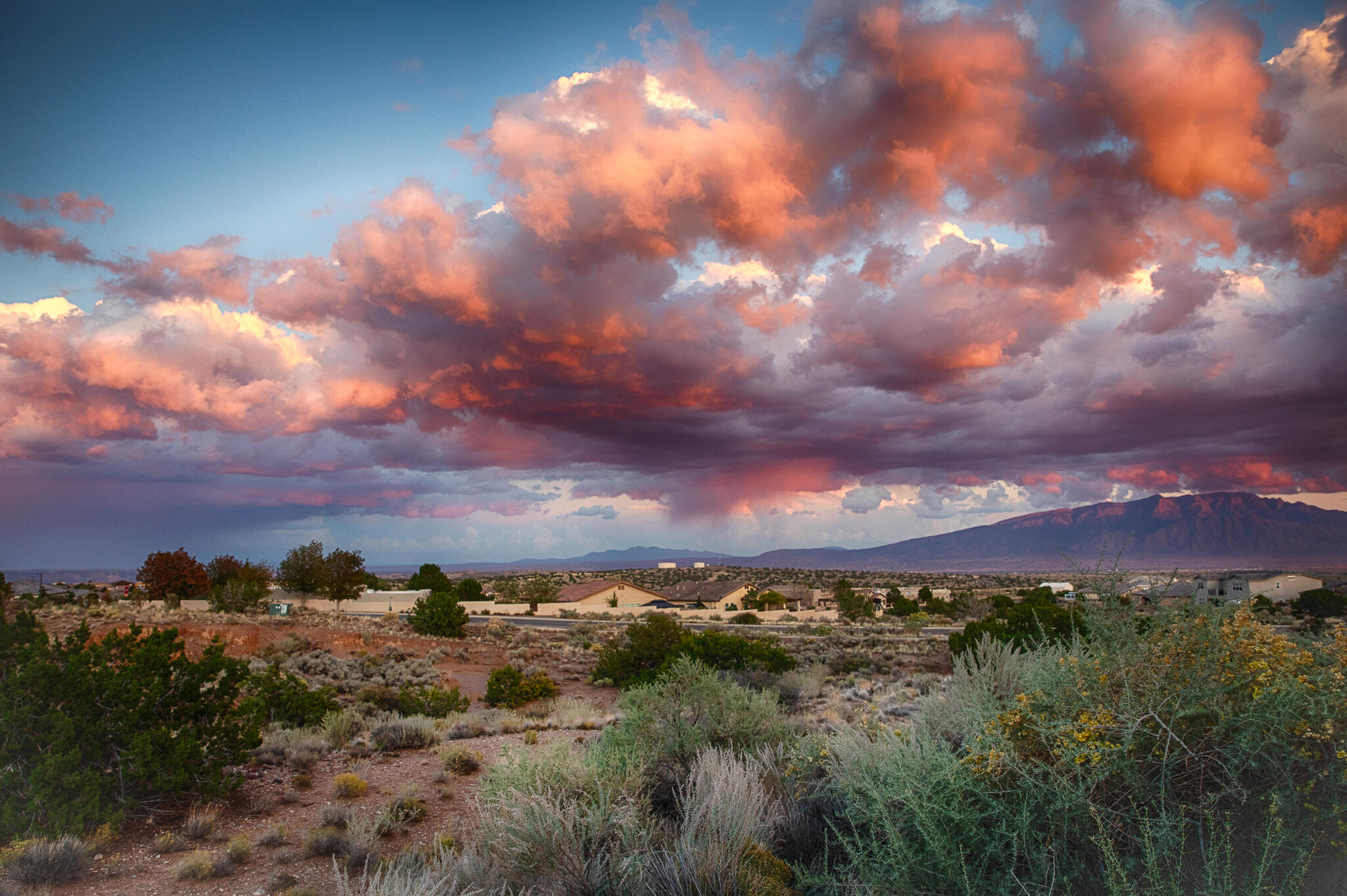 2409 Desert View Road NE