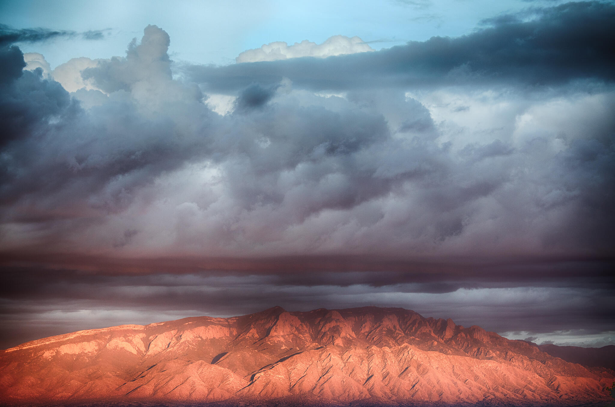 2409 Desert View Road NE