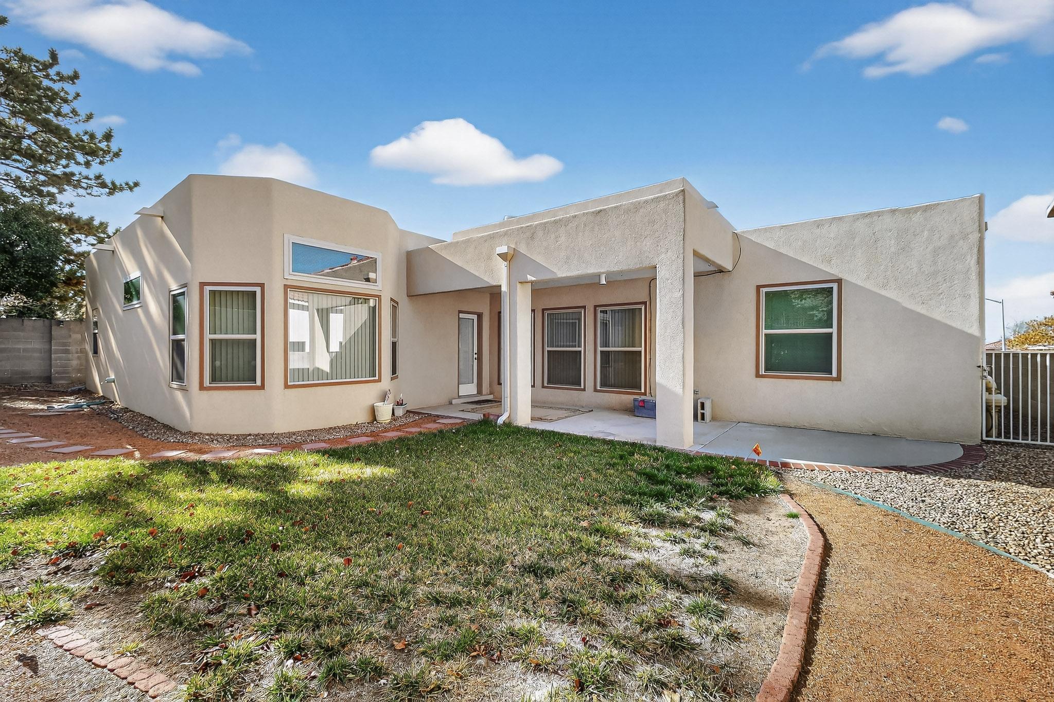 8420 N Sonoma Valley Road NE