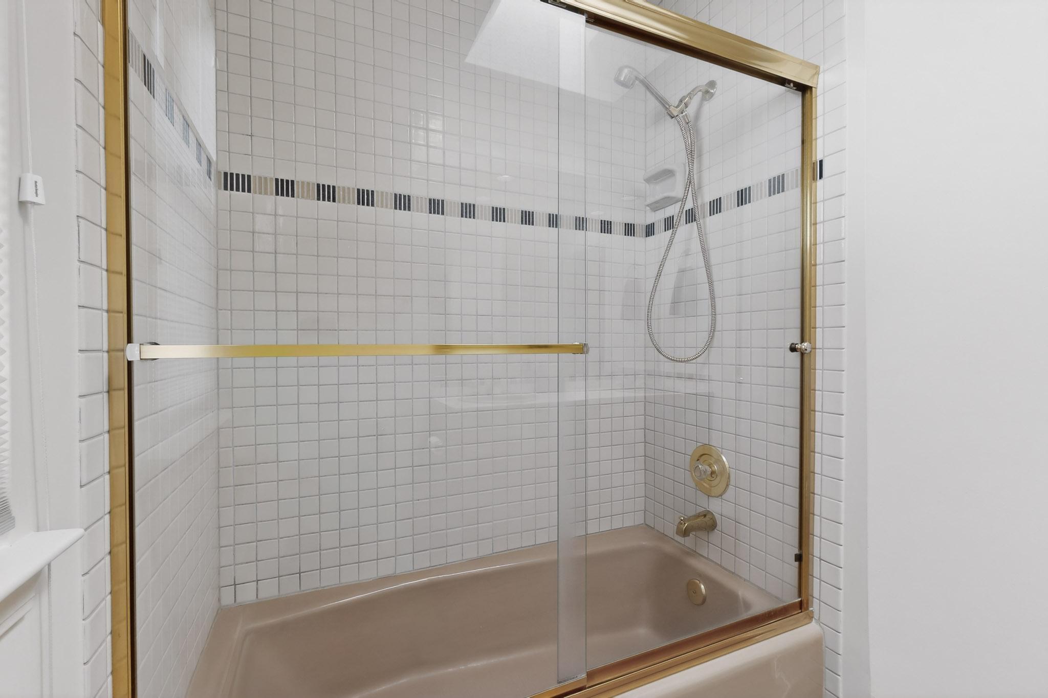 8420 N Sonoma Valley Road NE