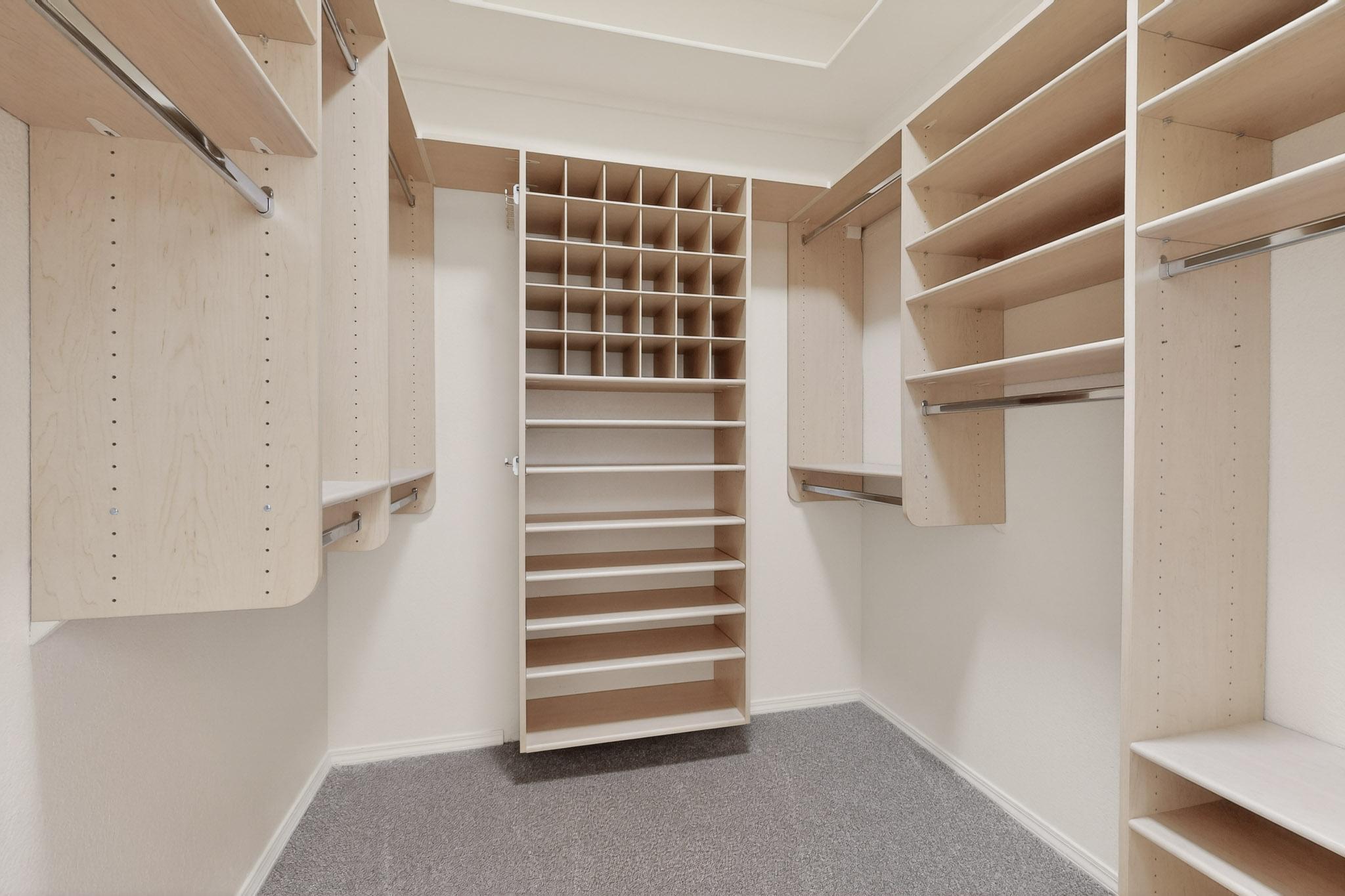 8420 N Sonoma Valley Road NE