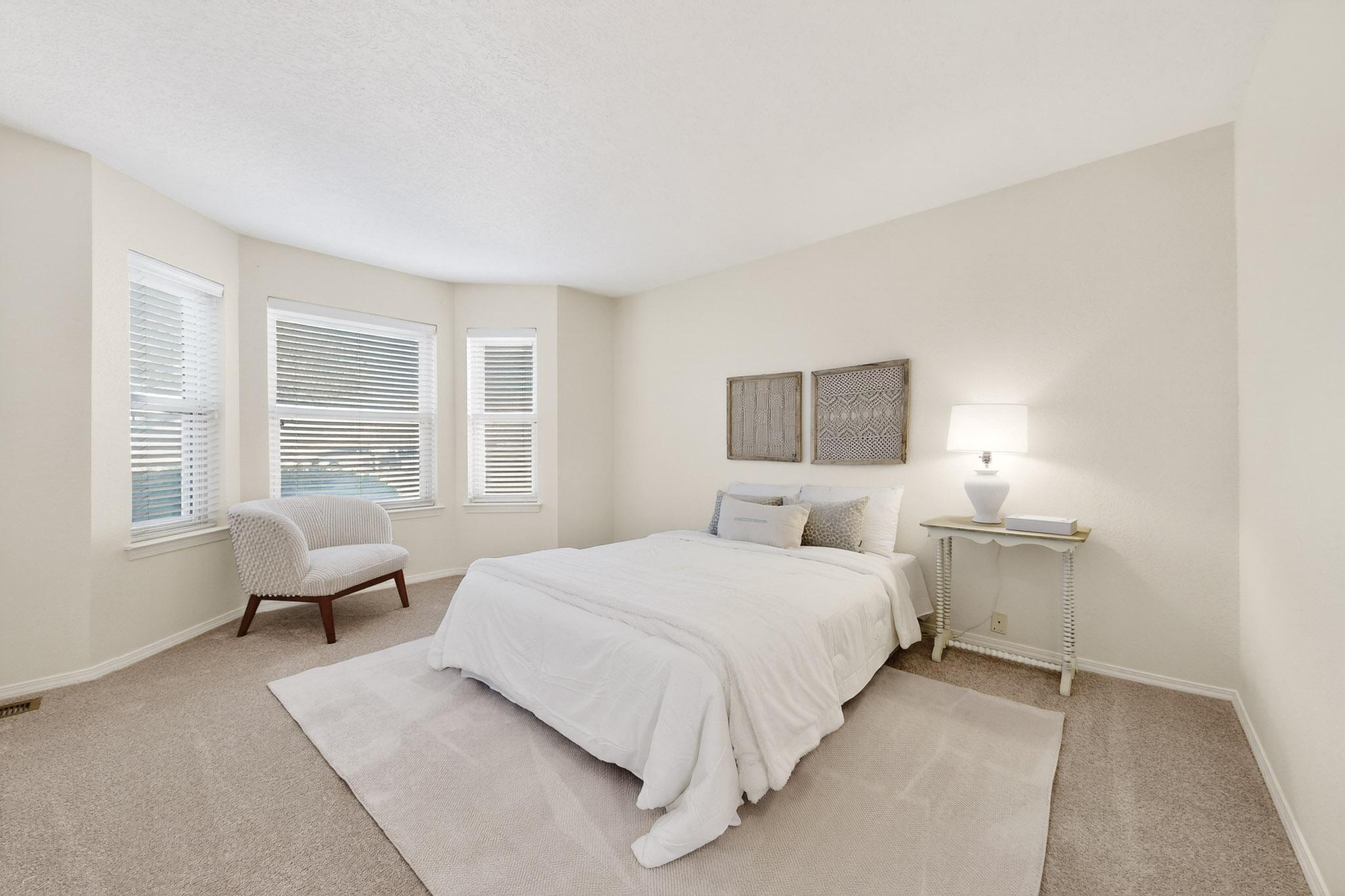 8420 N Sonoma Valley Road NE