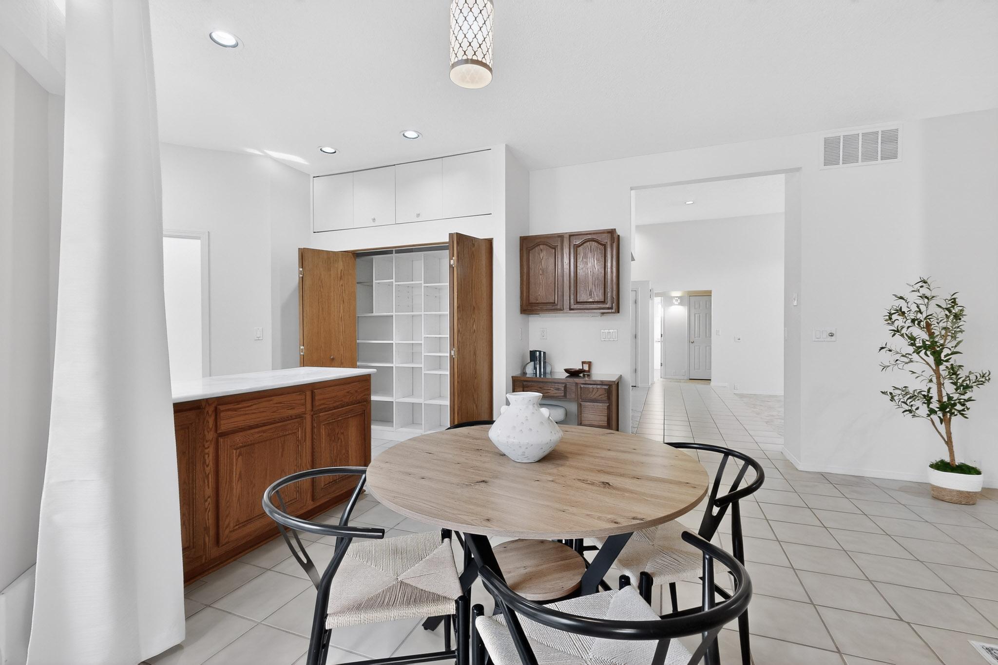 8420 N Sonoma Valley Road NE