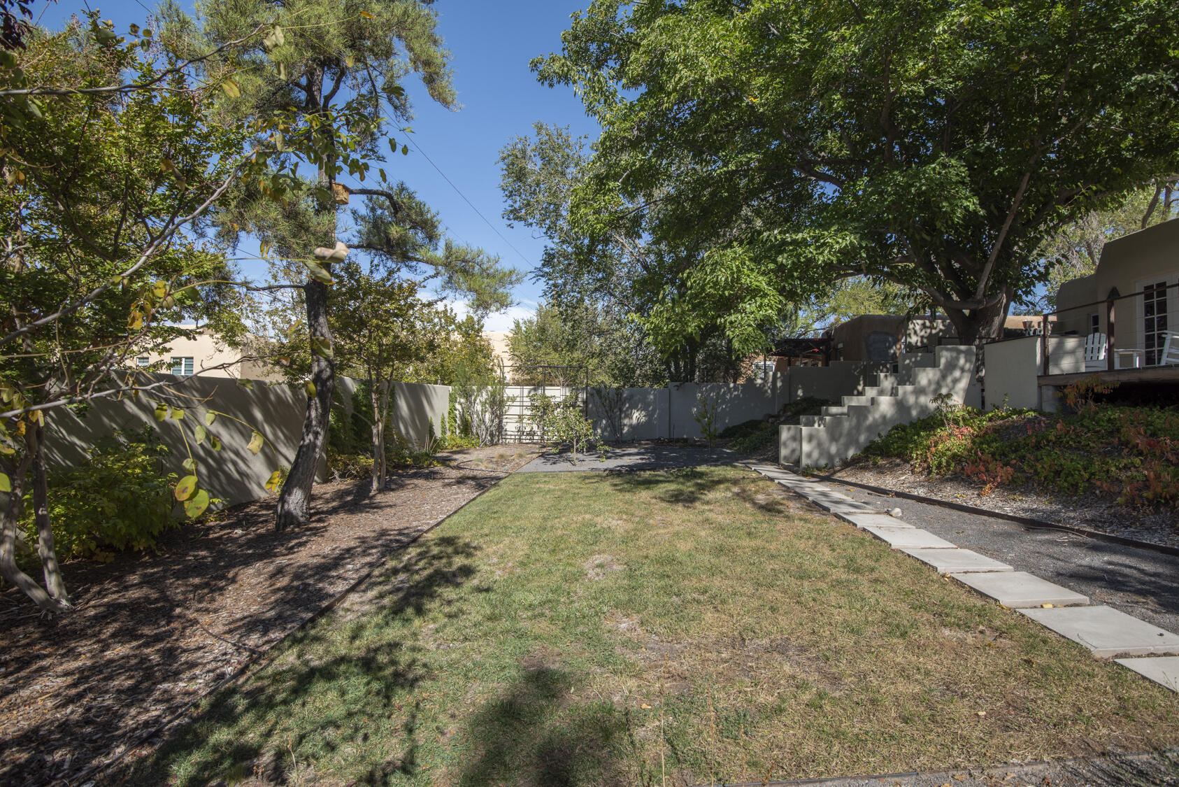 601 Vassar Drive NE