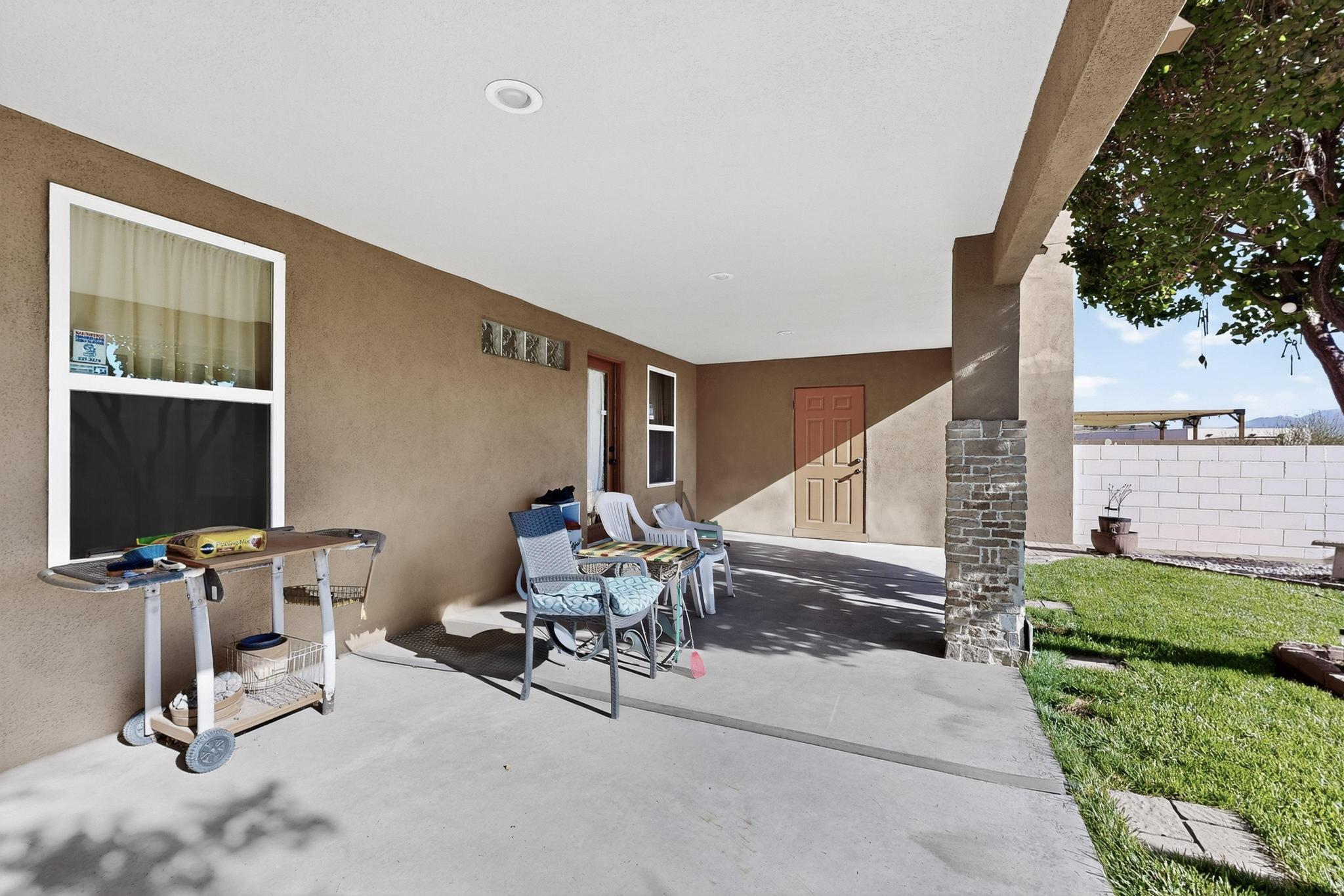 1732 Cliffside Drive NW