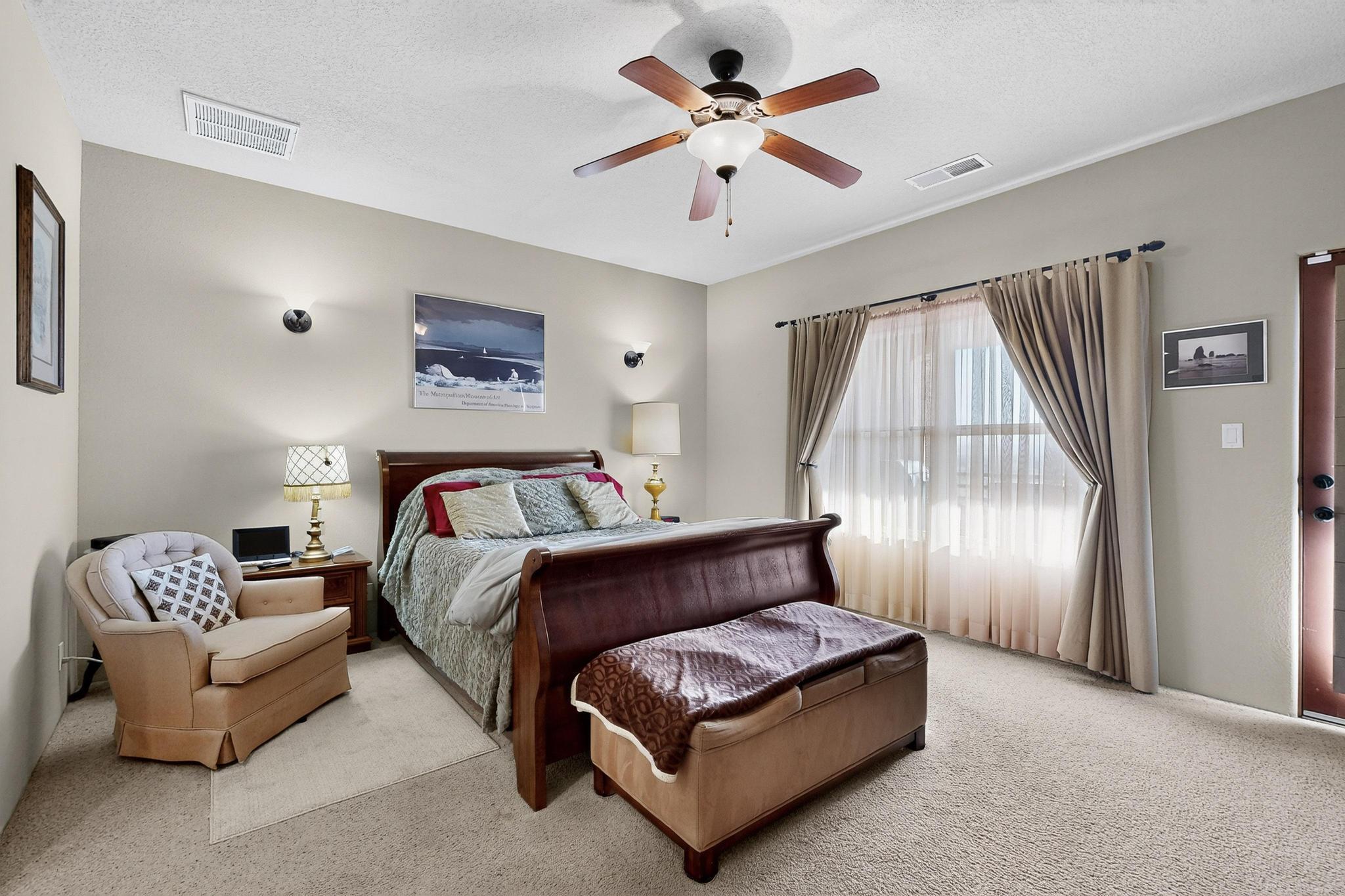 1732 Cliffside Drive NW