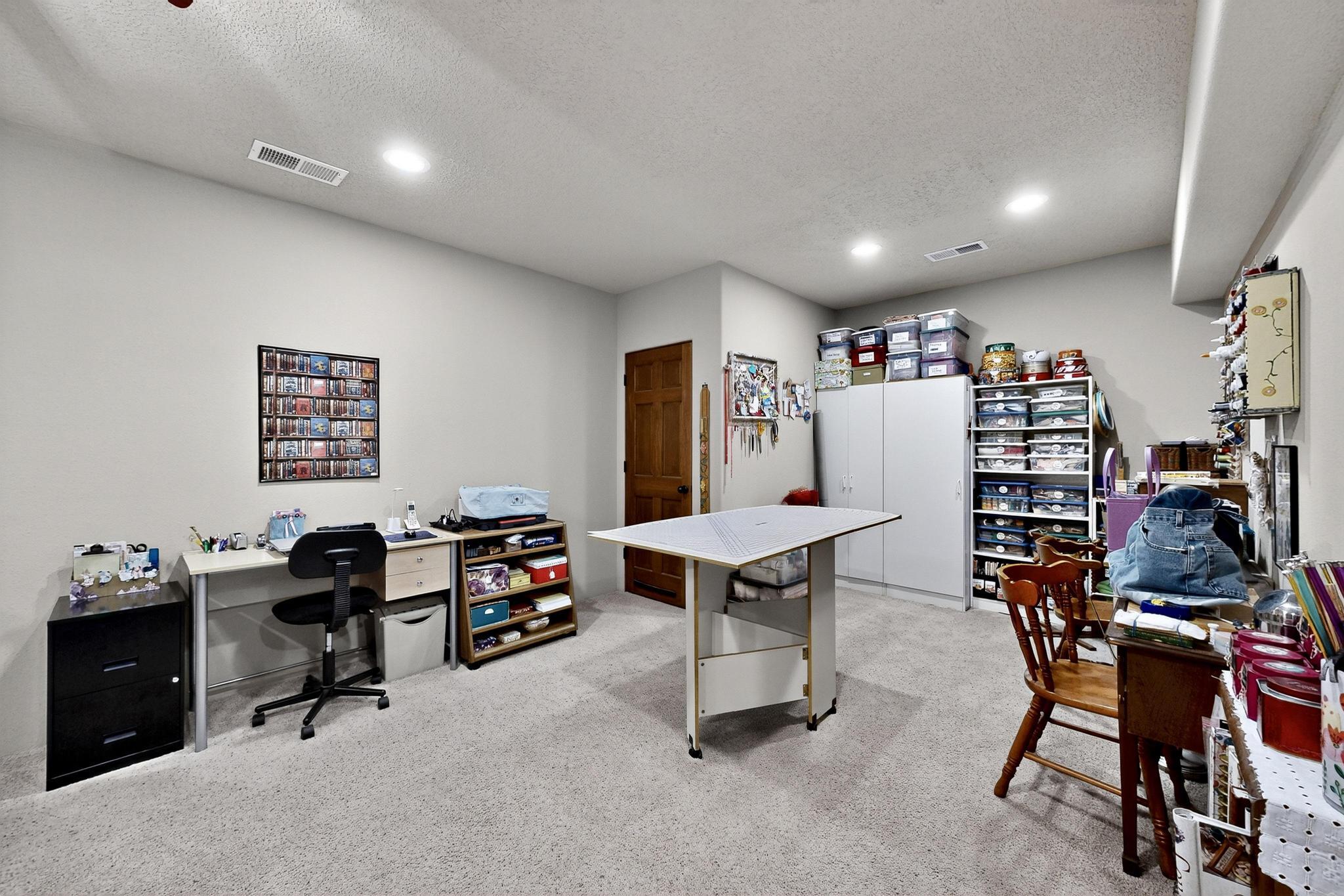 1732 Cliffside Drive NW