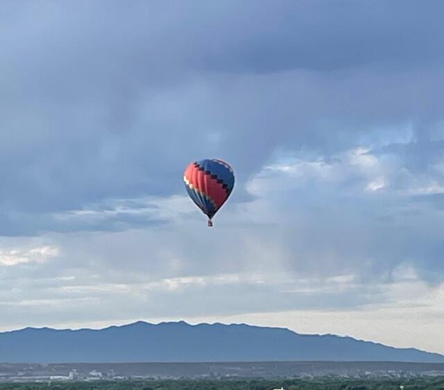 1732 Cliffside Drive NW