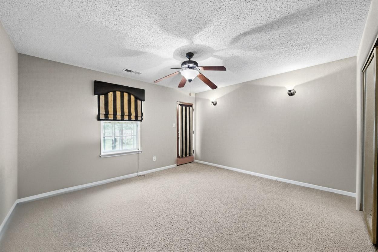 1732 Cliffside Drive NW