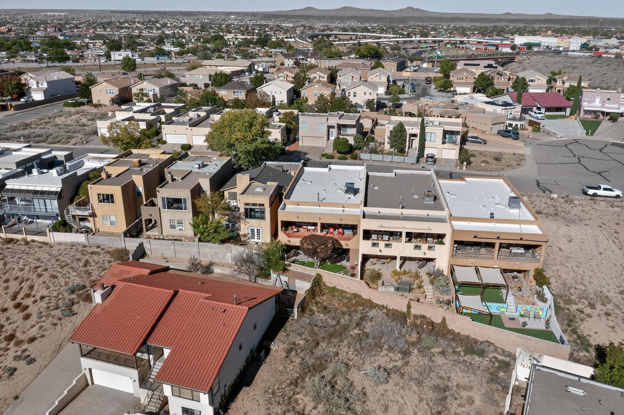 1732 Cliffside Drive NW