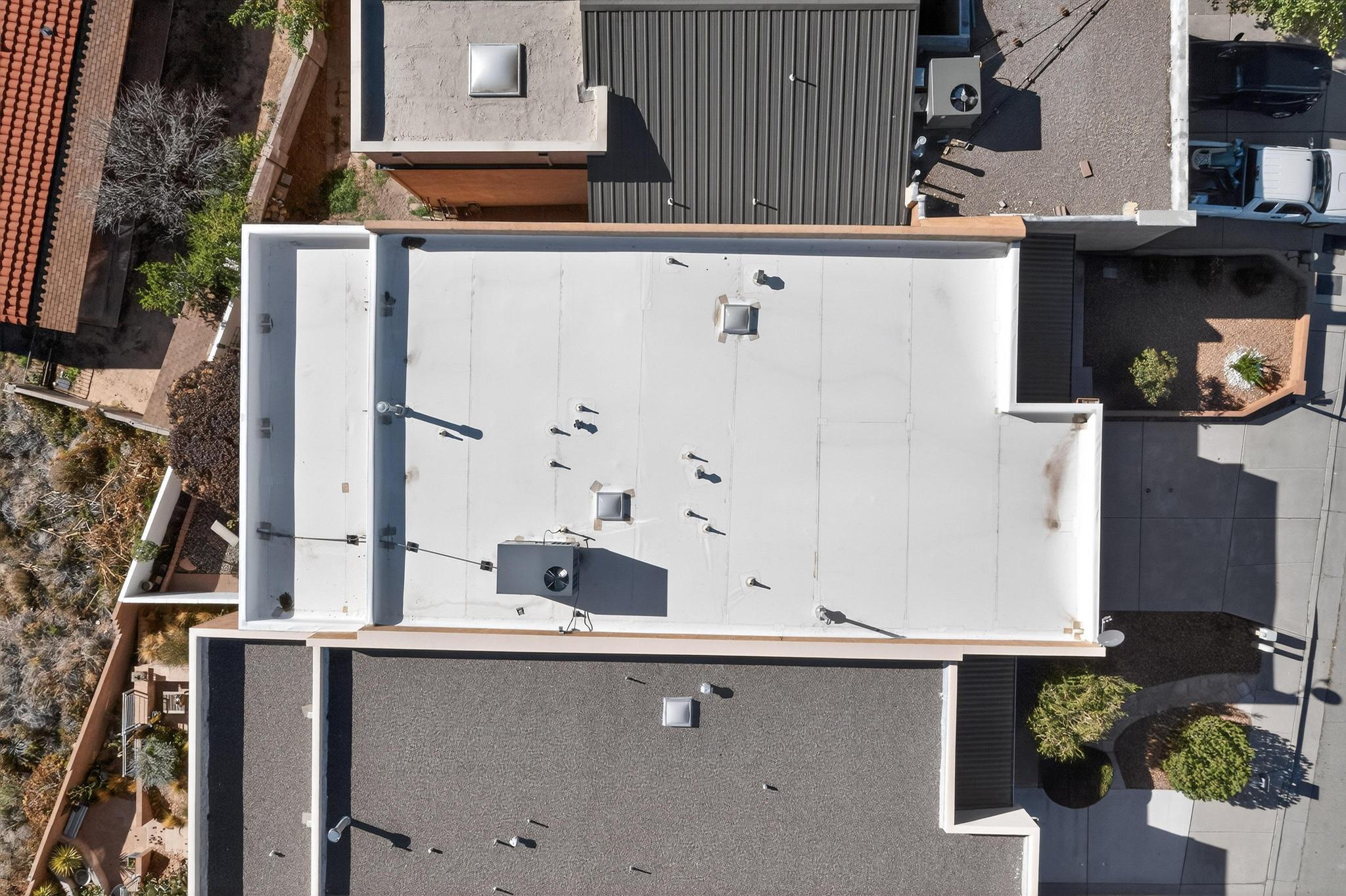 1732 Cliffside Drive NW