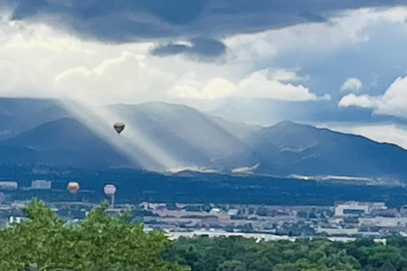 1732 Cliffside Drive NW