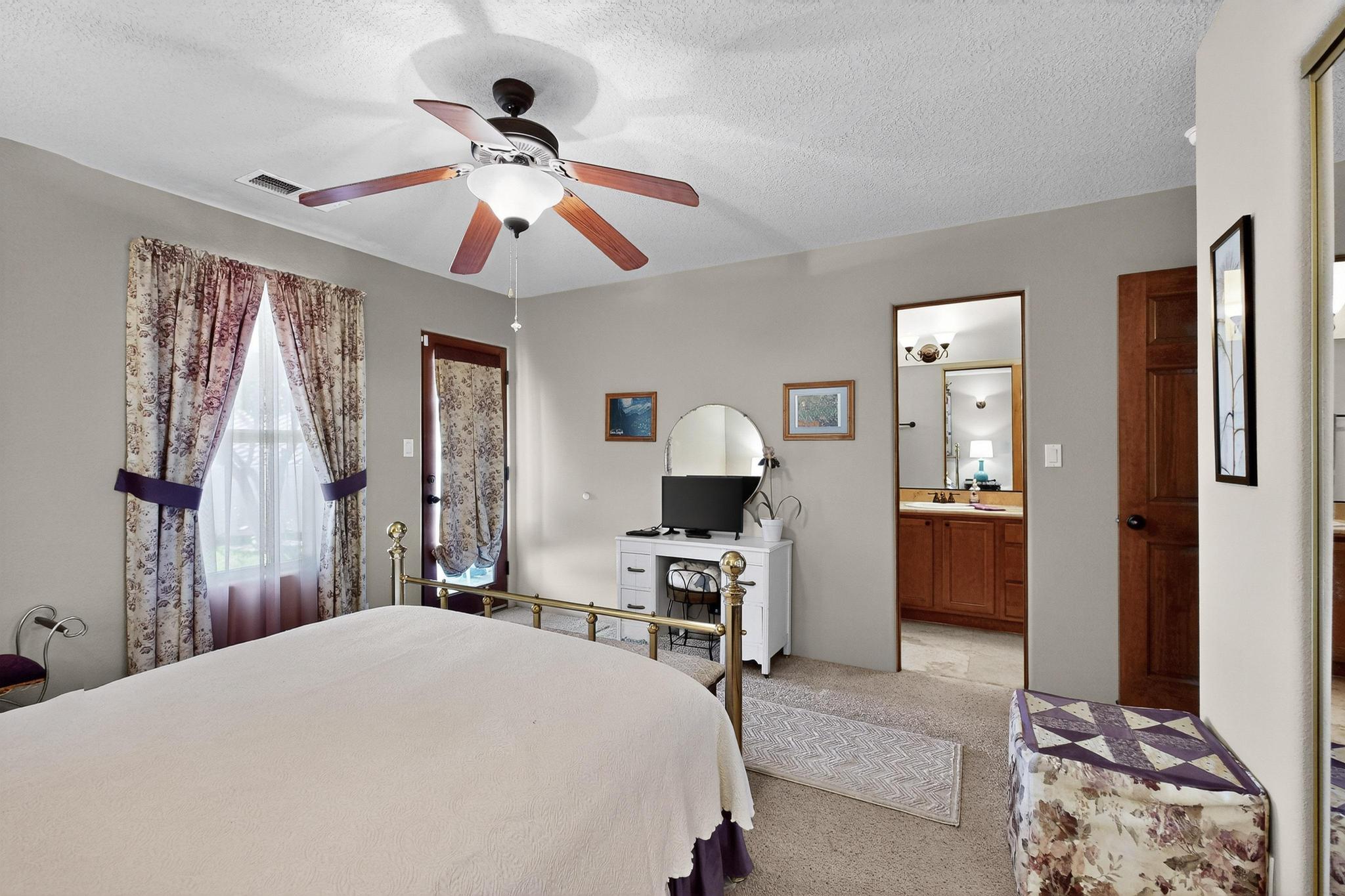 1732 Cliffside Drive NW