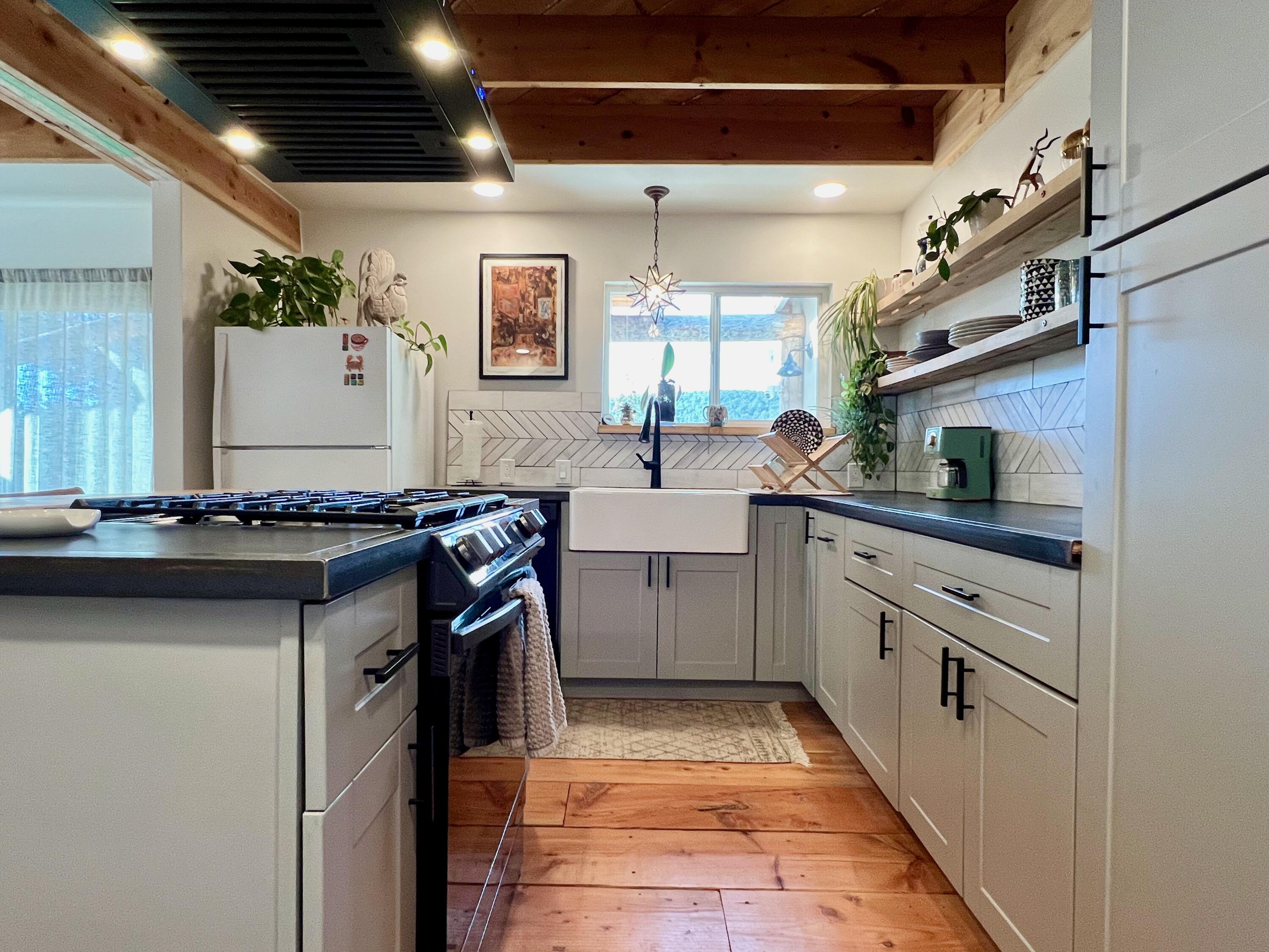 106 Mountain Valley Drive