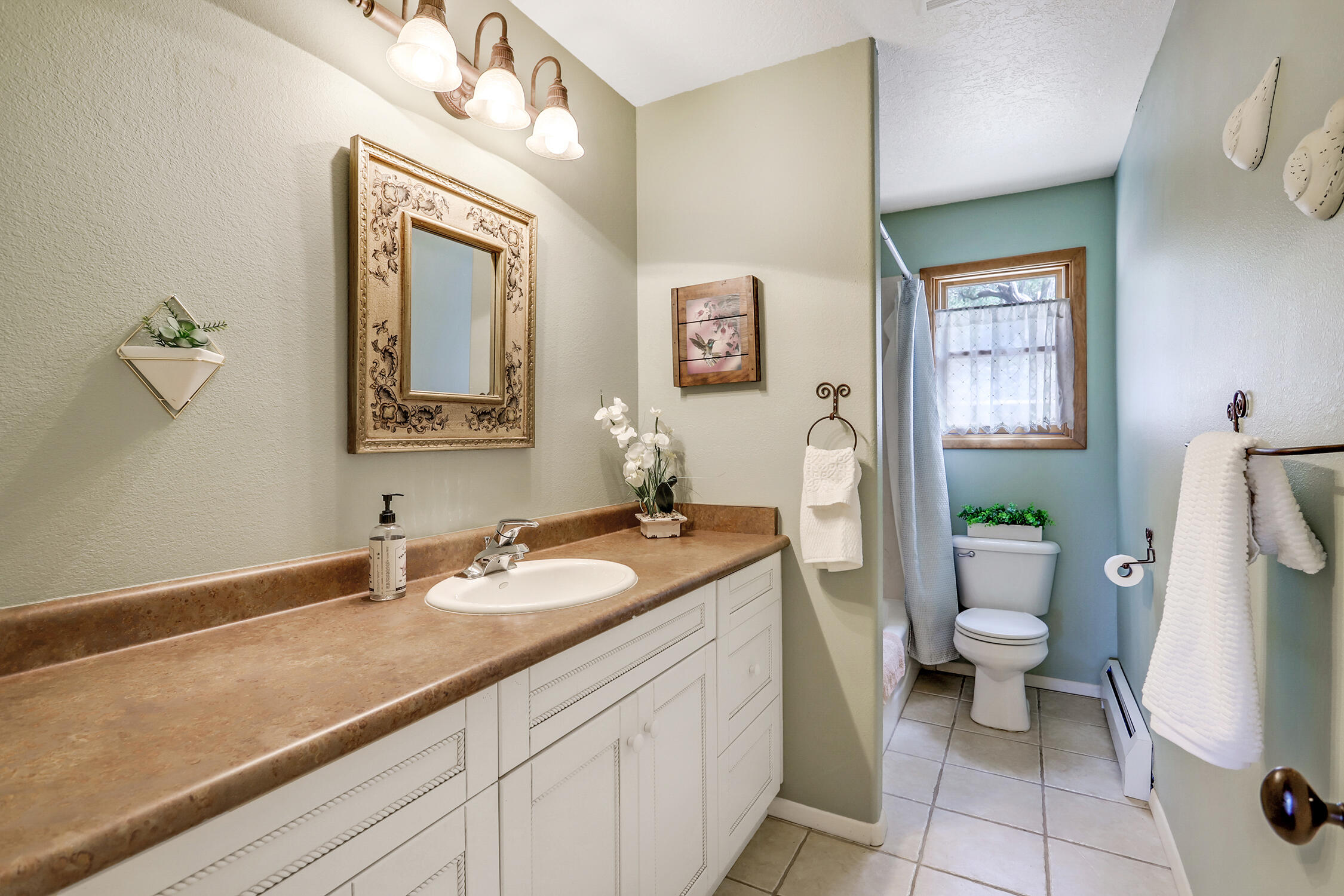 109 Carolino Canyon Road