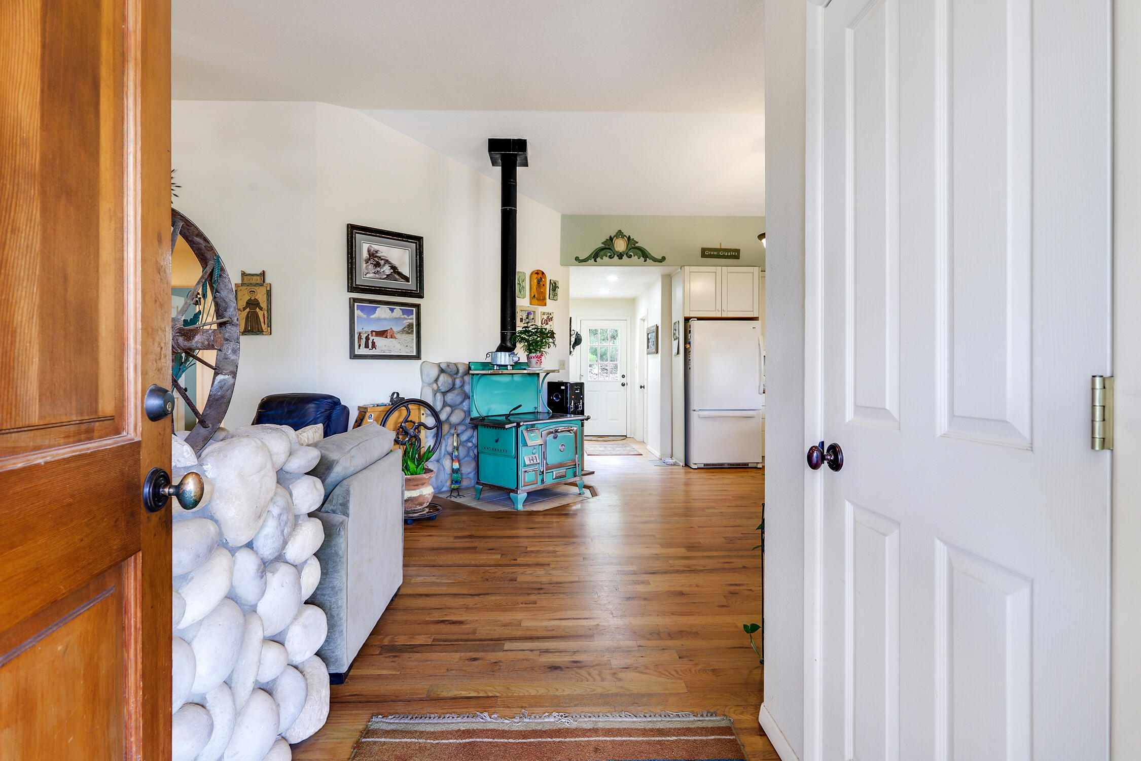 109 Carolino Canyon Road