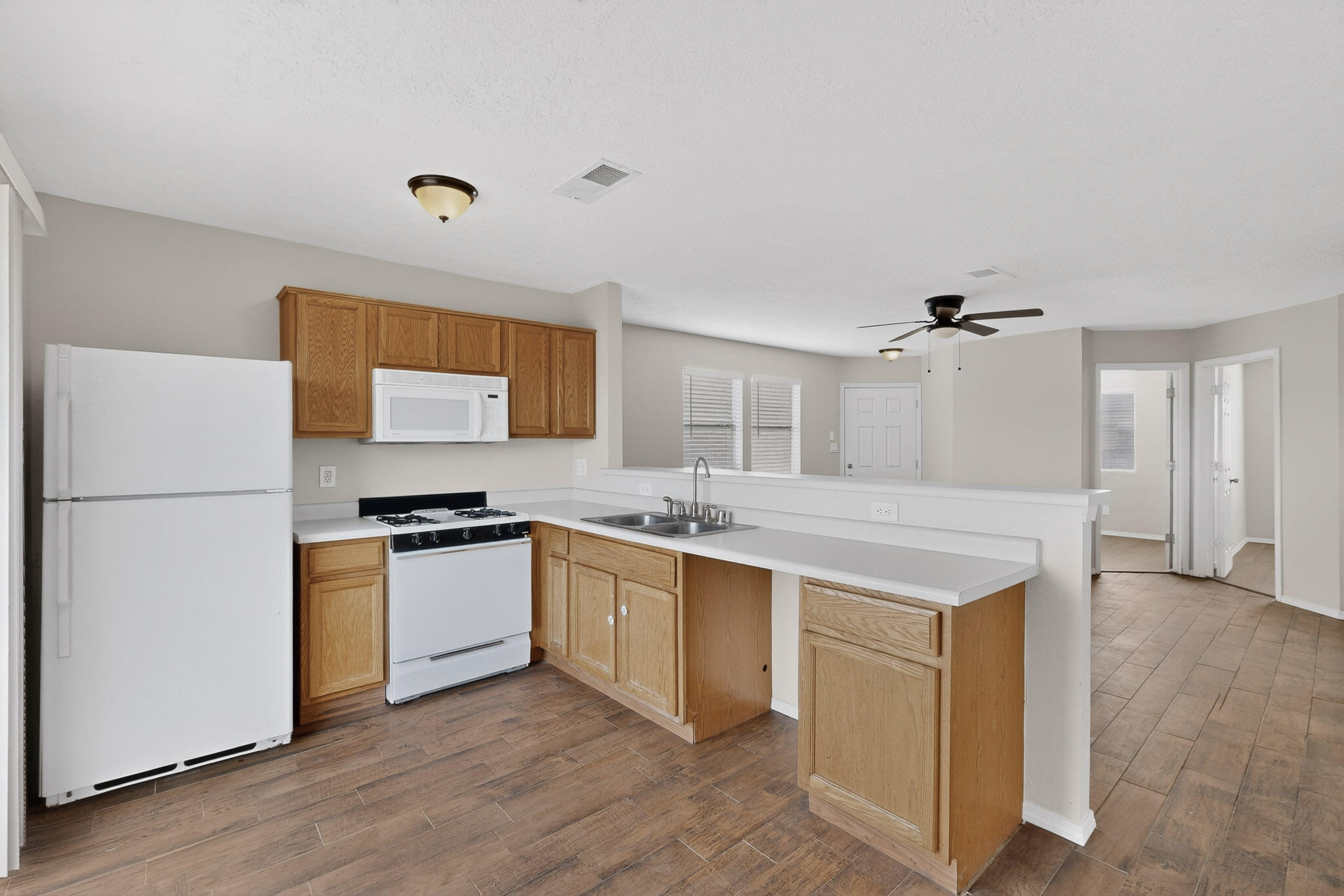 1112 Angelina Daisy Street SW