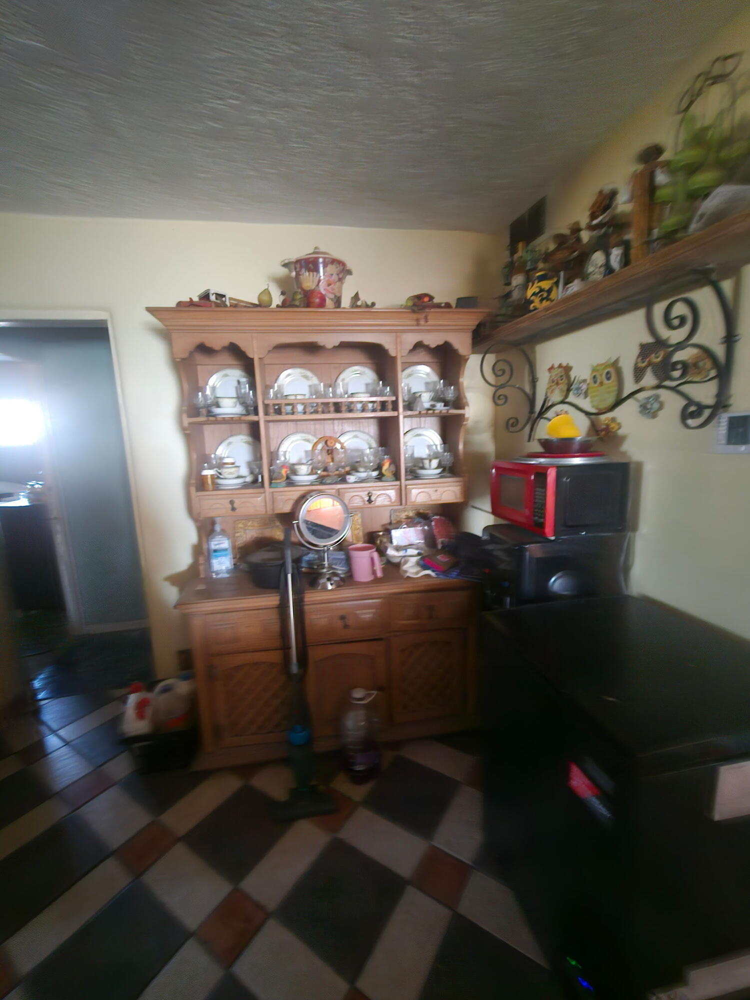 14 Claremont Avenue NW