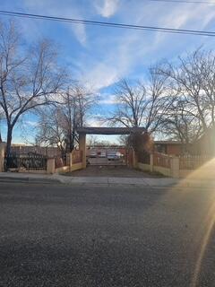 14 Claremont Avenue NW