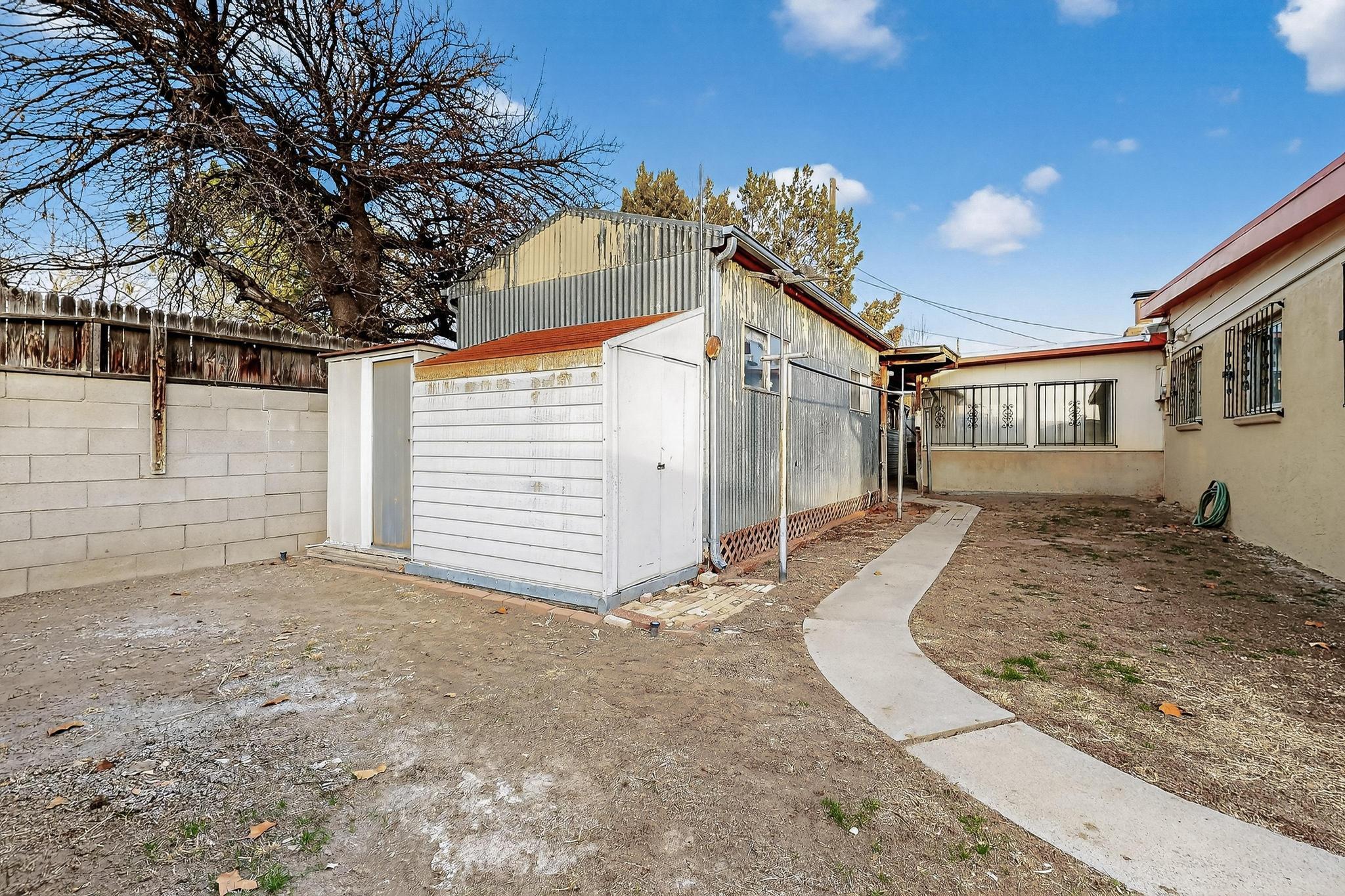 10401 Princess Jeanne Avenue NE