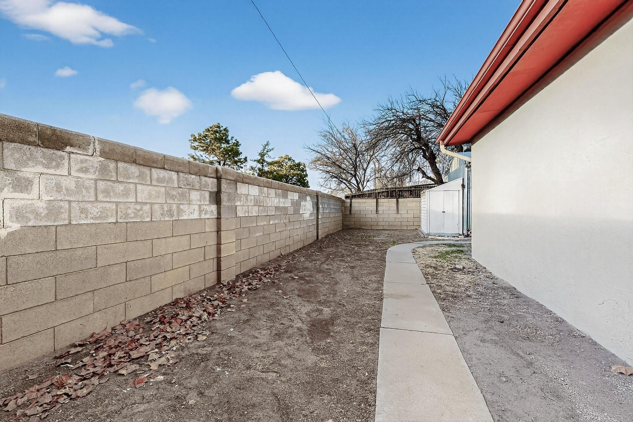 10401 Princess Jeanne Avenue NE