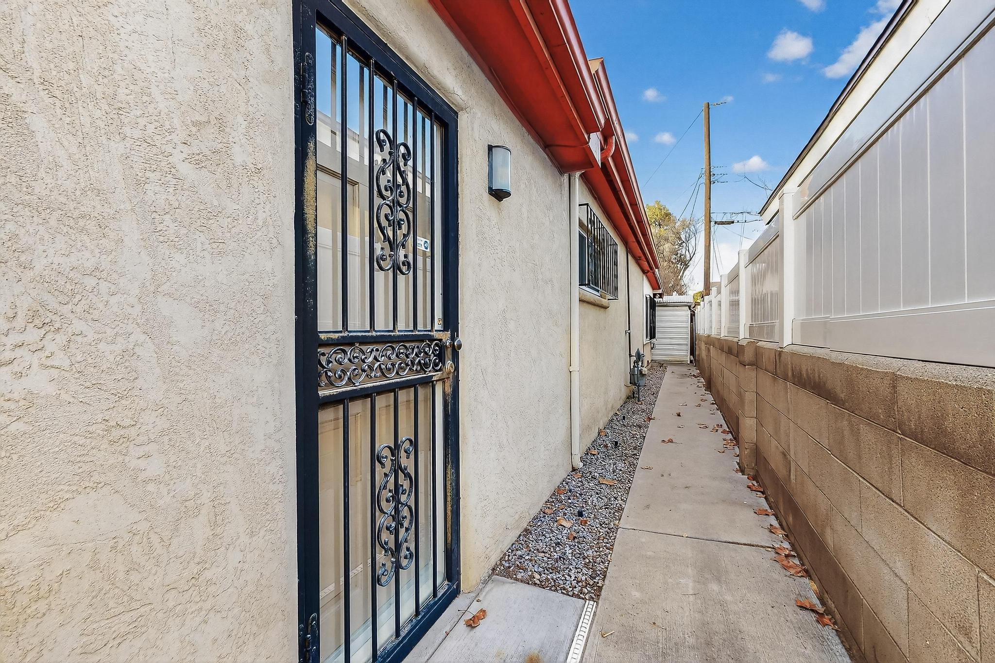 10401 Princess Jeanne Avenue NE