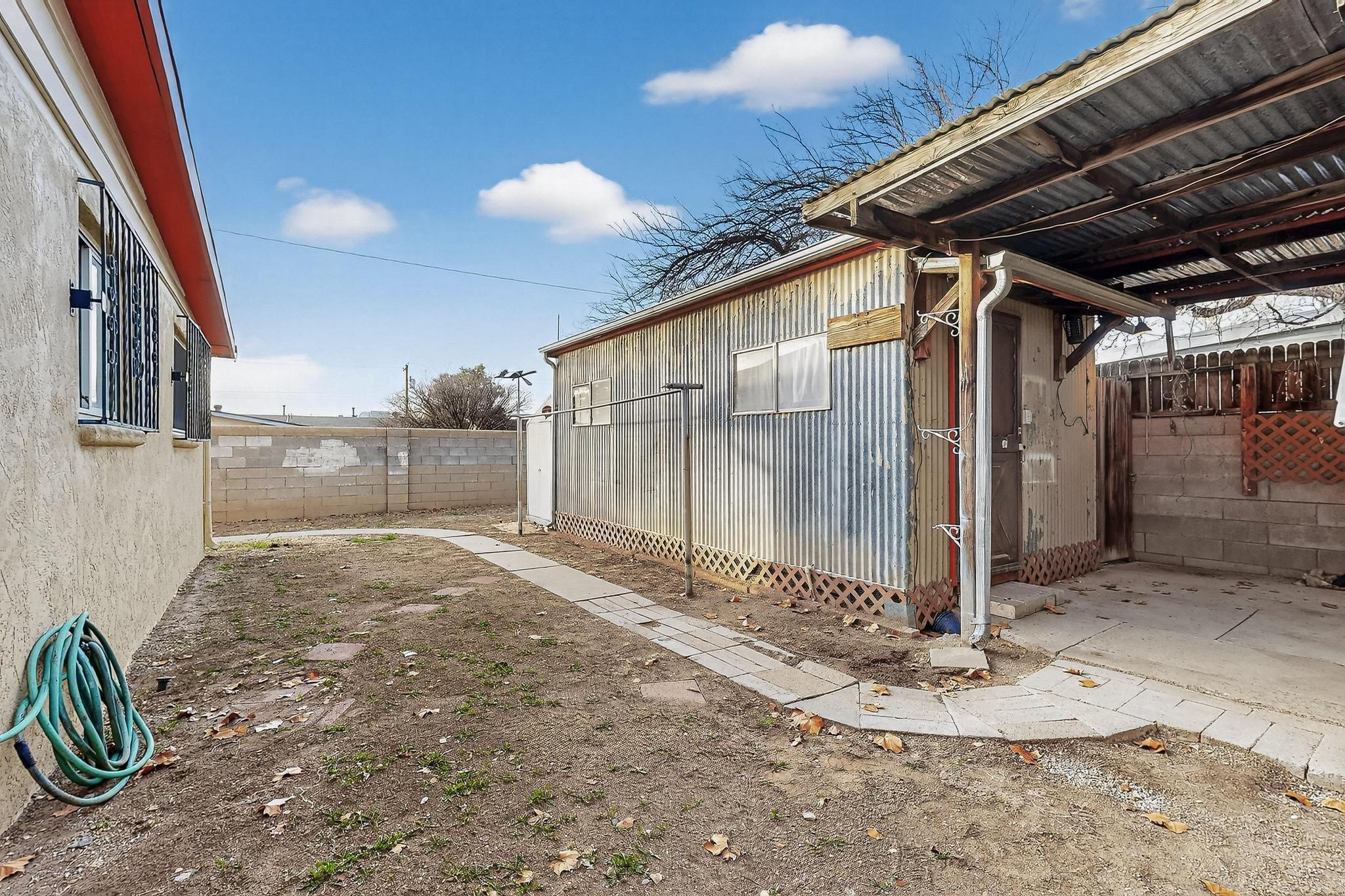 10401 Princess Jeanne Avenue NE