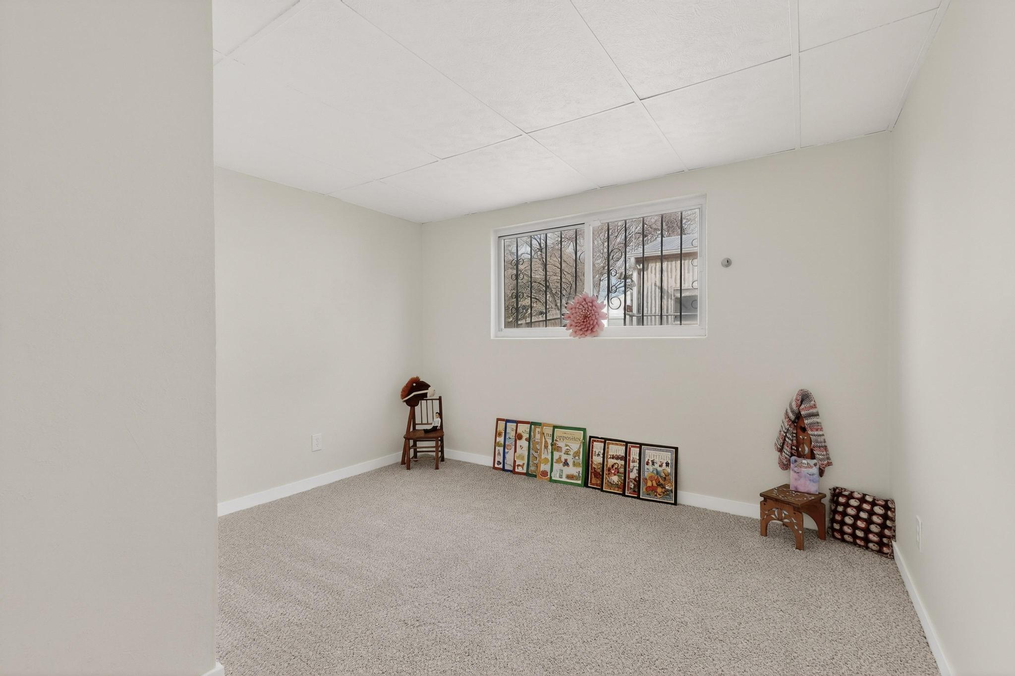 10401 Princess Jeanne Avenue NE