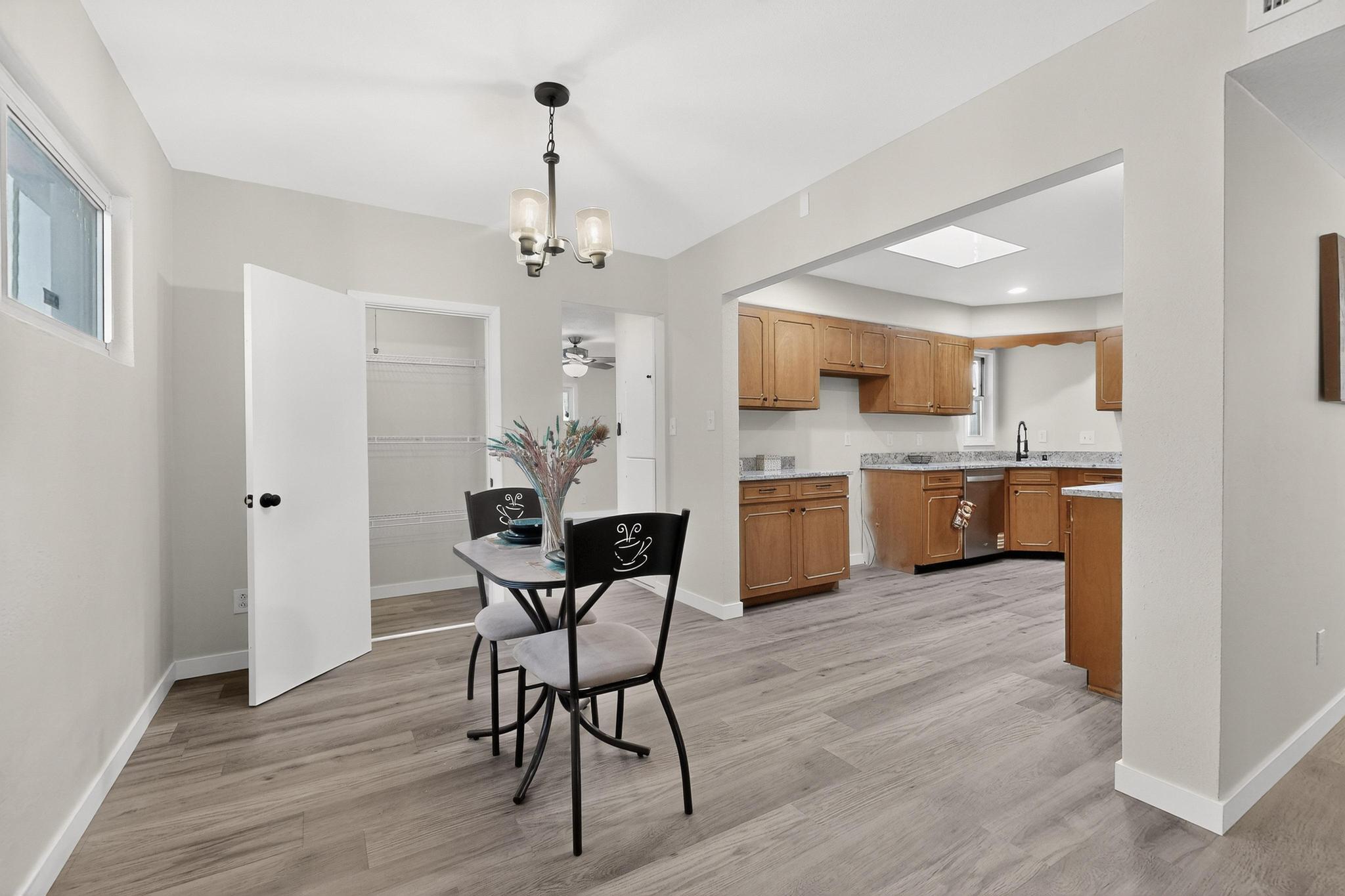 10401 Princess Jeanne Avenue NE