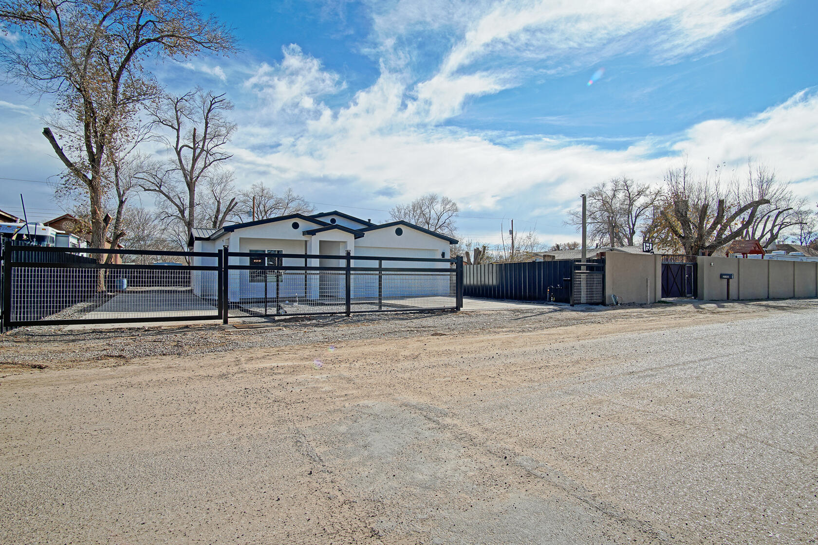 2040 S Lucia Avenue SW