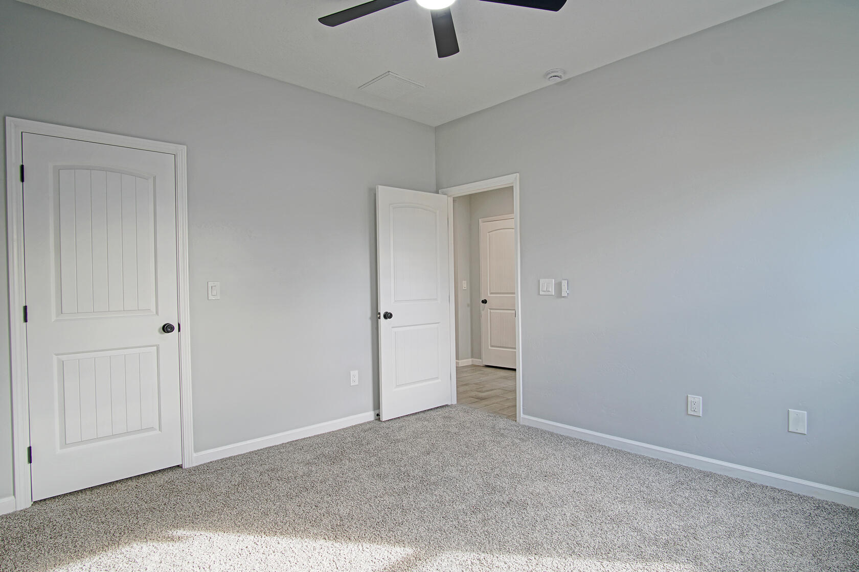 2040 S Lucia Avenue SW