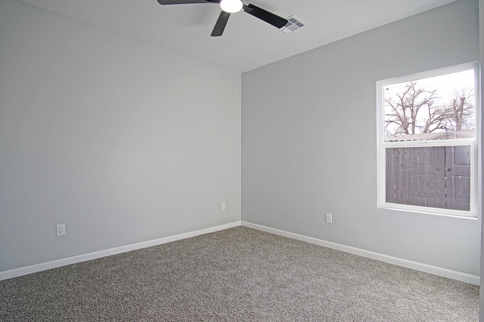 2040 S Lucia Avenue SW