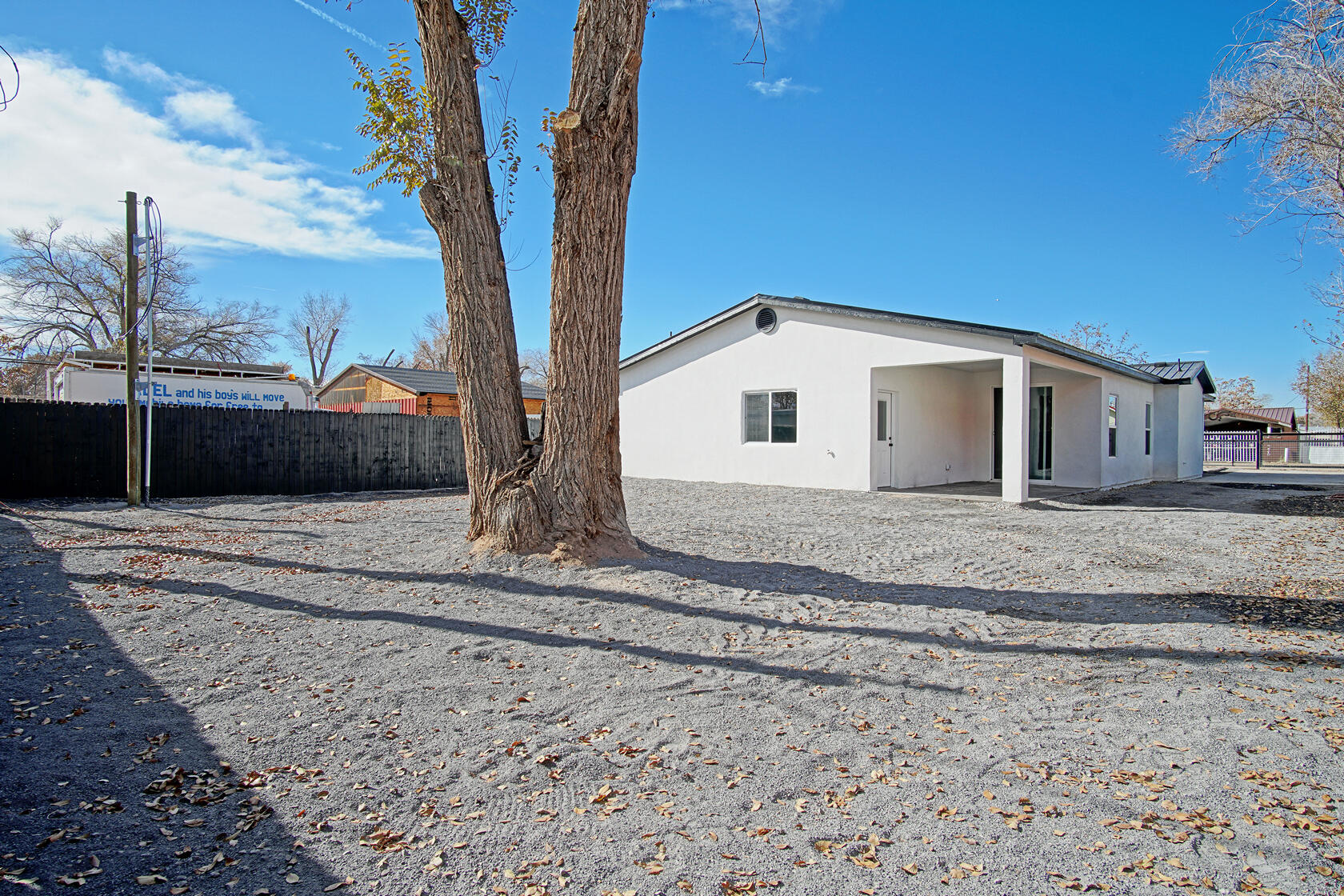 2040 S Lucia Avenue SW