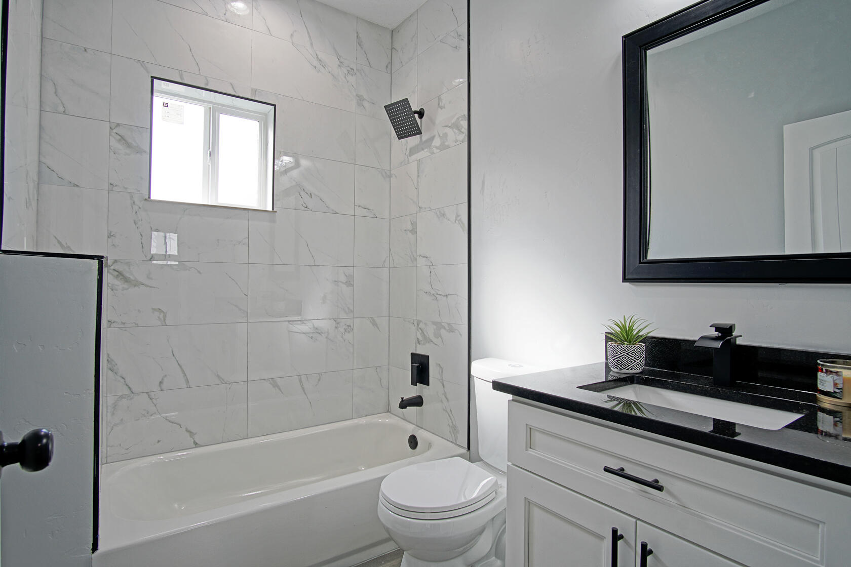 2040 S Lucia Avenue SW