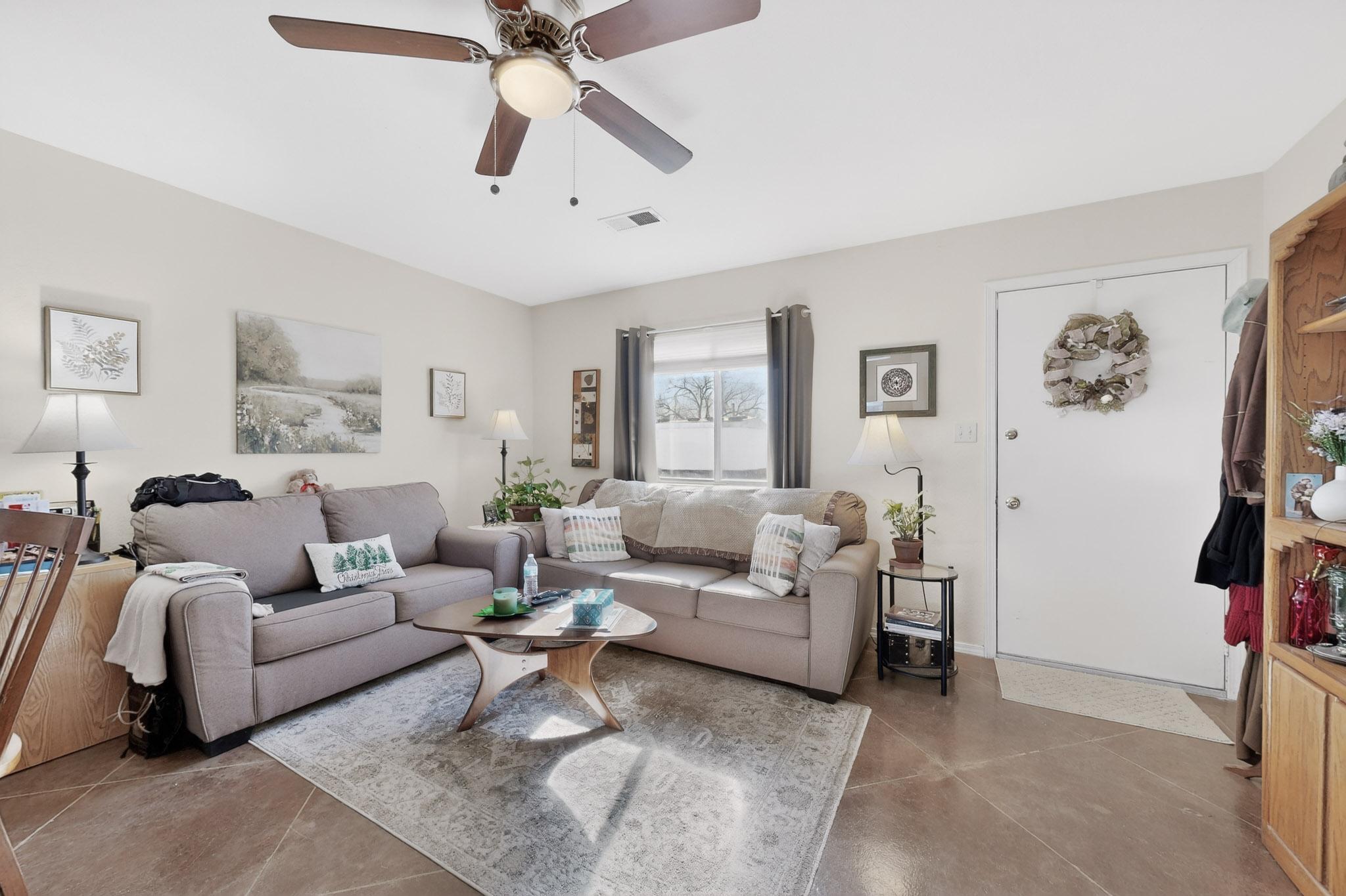 1711 A-D El Camino Real Street