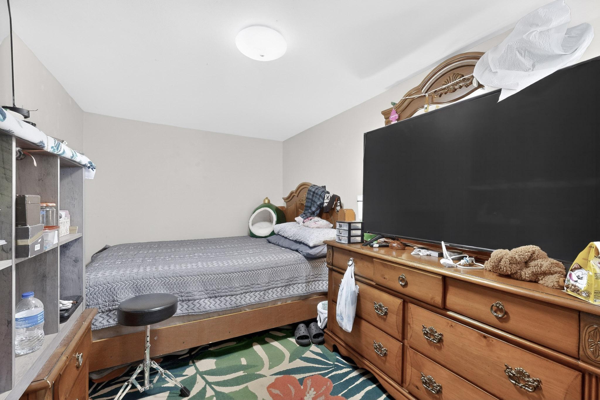 1711 A-D El Camino Real Street