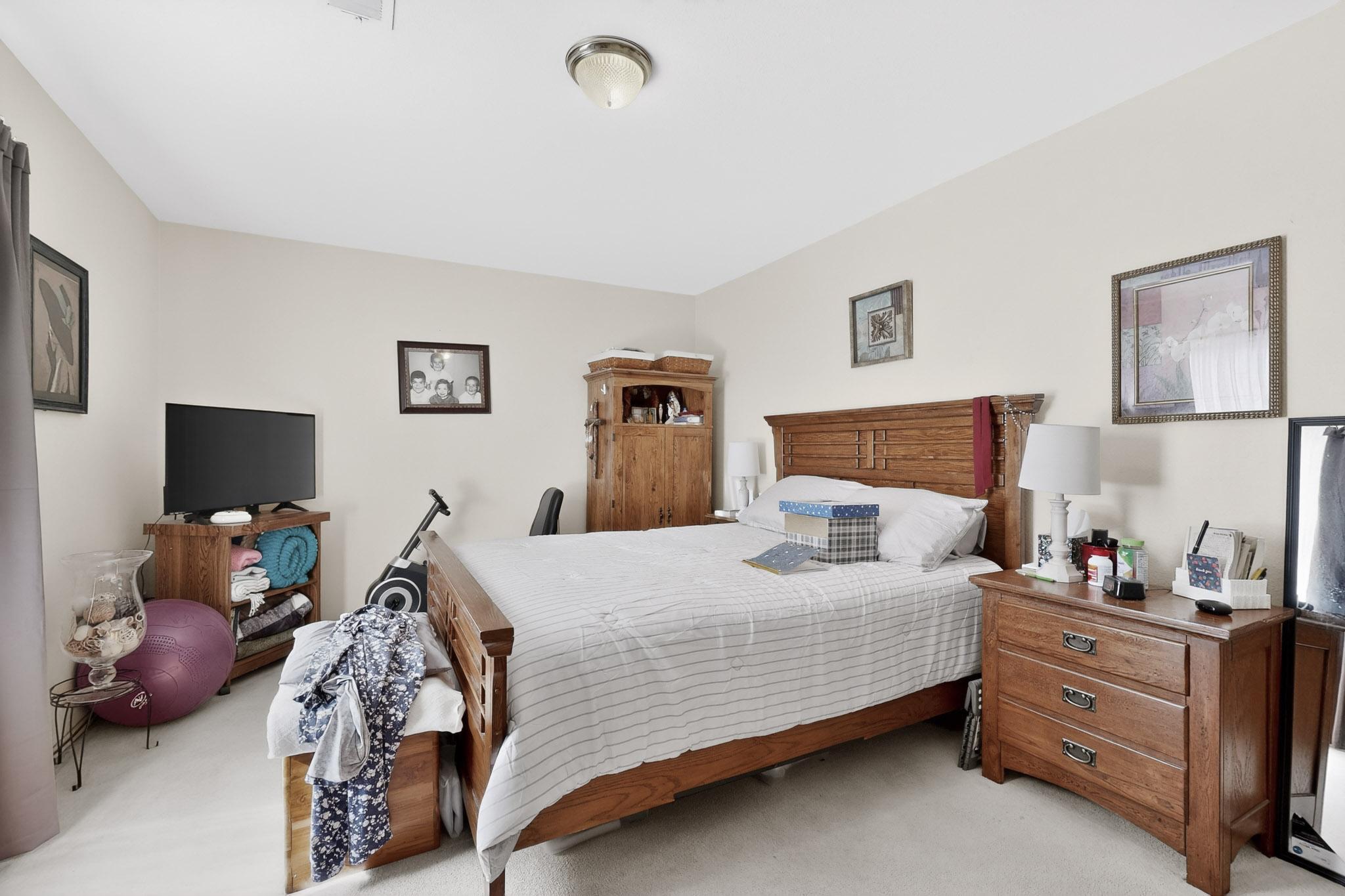 1711 A-D El Camino Real Street