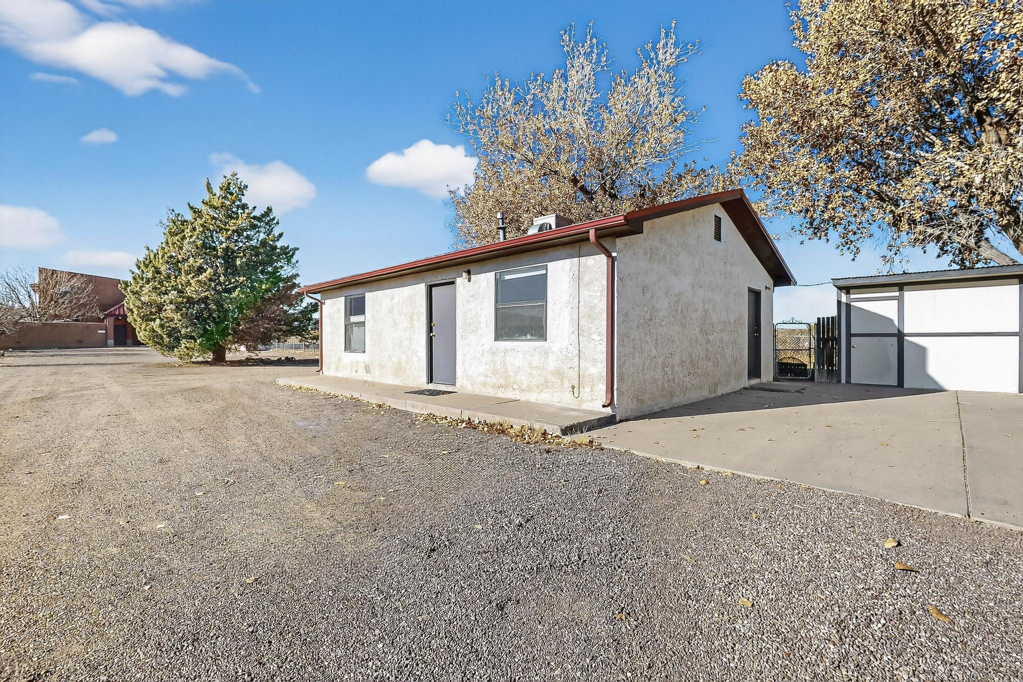 1711 A-D El Camino Real Street