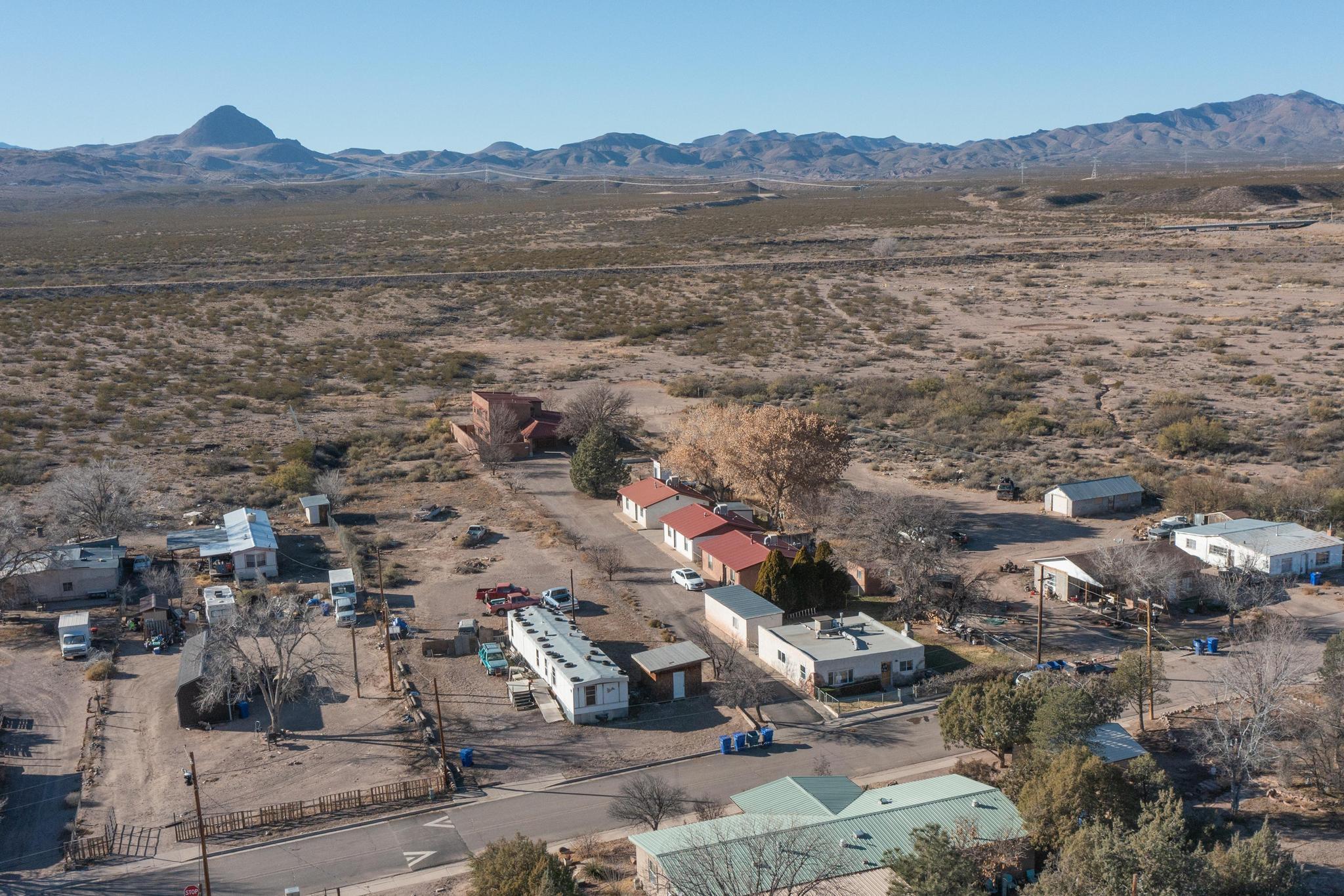 1711 A-D El Camino Real Street