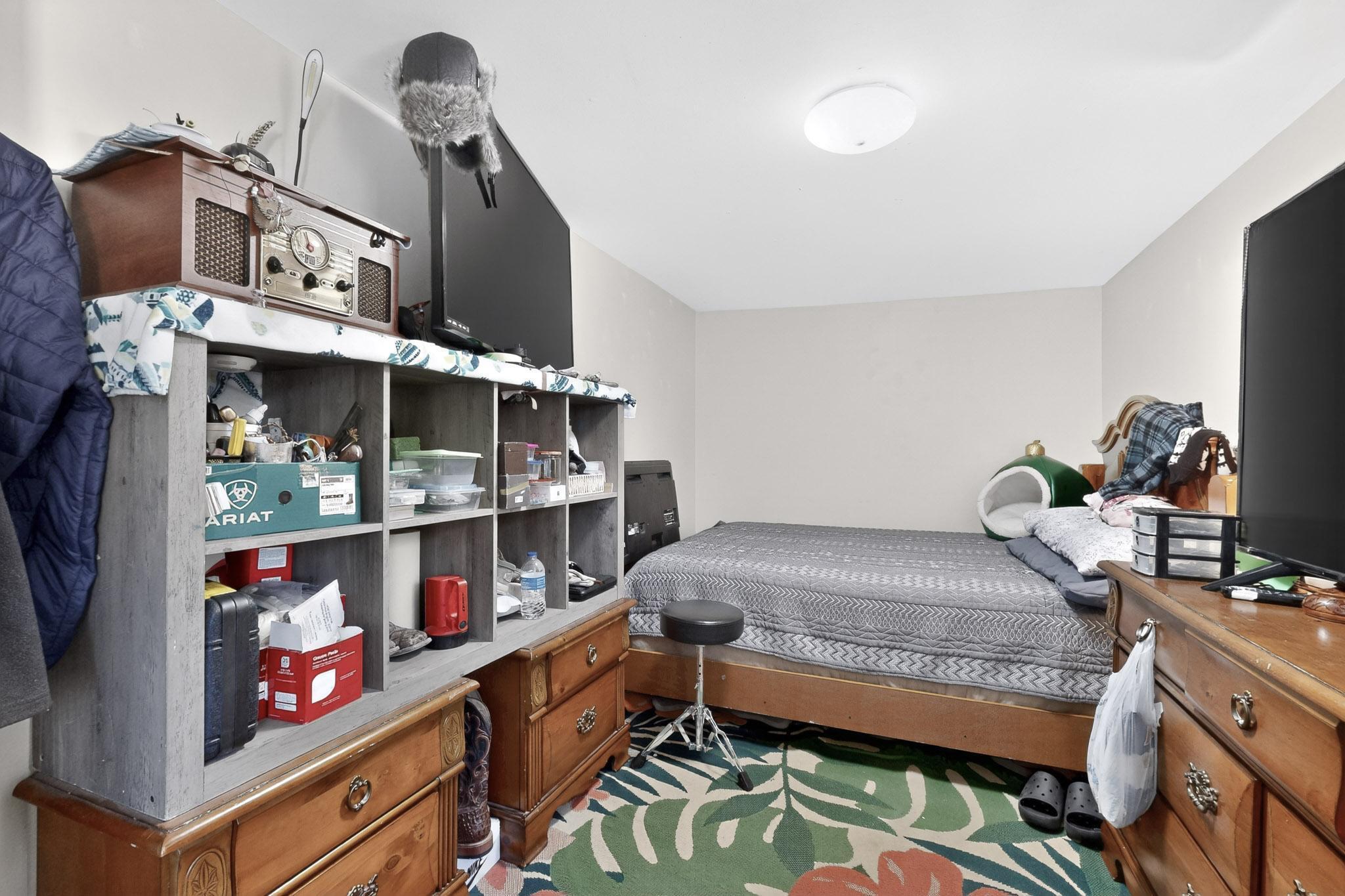 1711 A-D El Camino Real Street