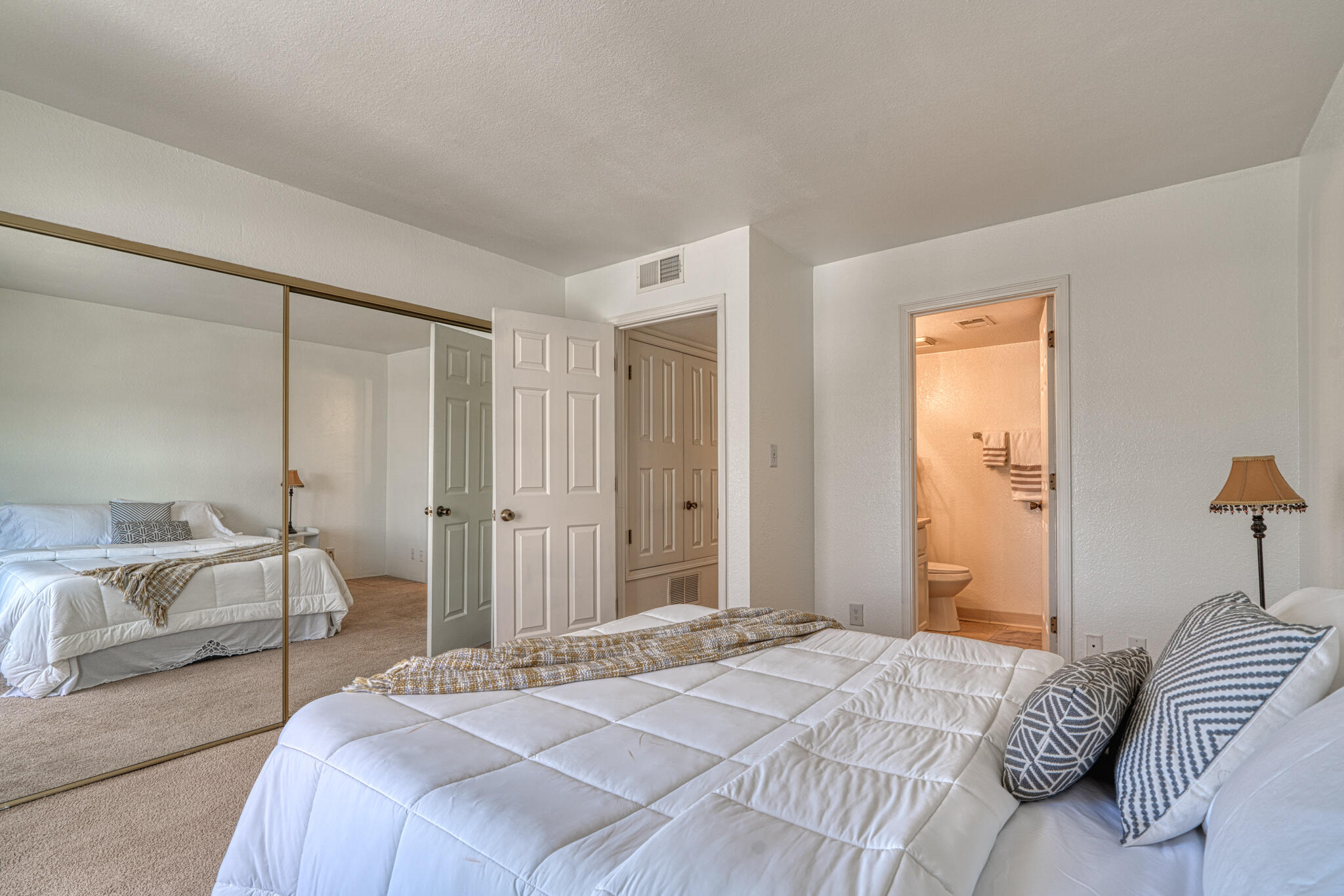 3301 Monroe Street NE UNIT B17