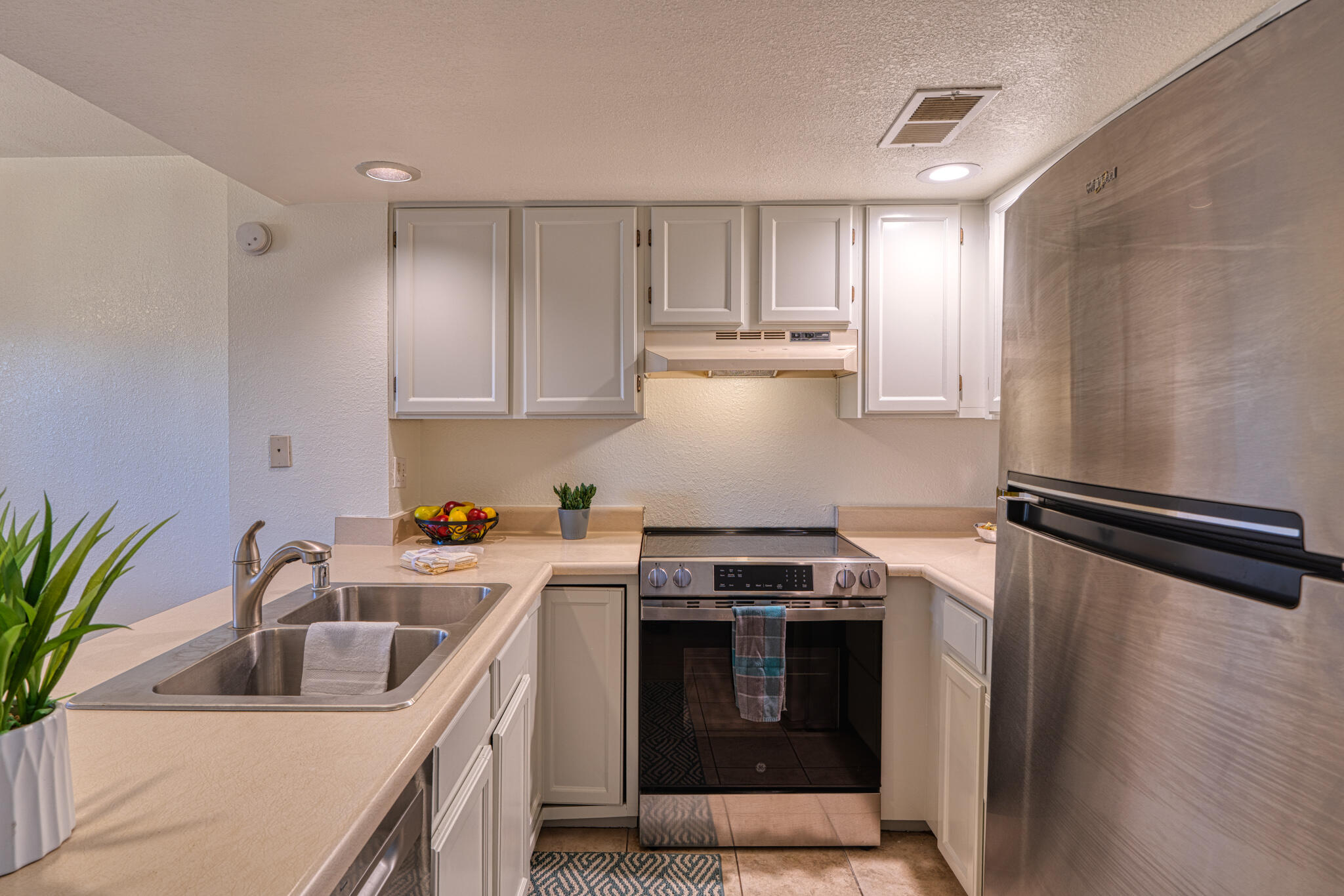 3301 Monroe Street NE UNIT B17