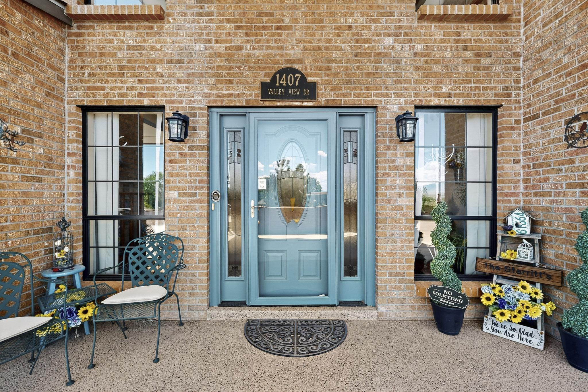 1407 VALLEY VIEW Drive SW