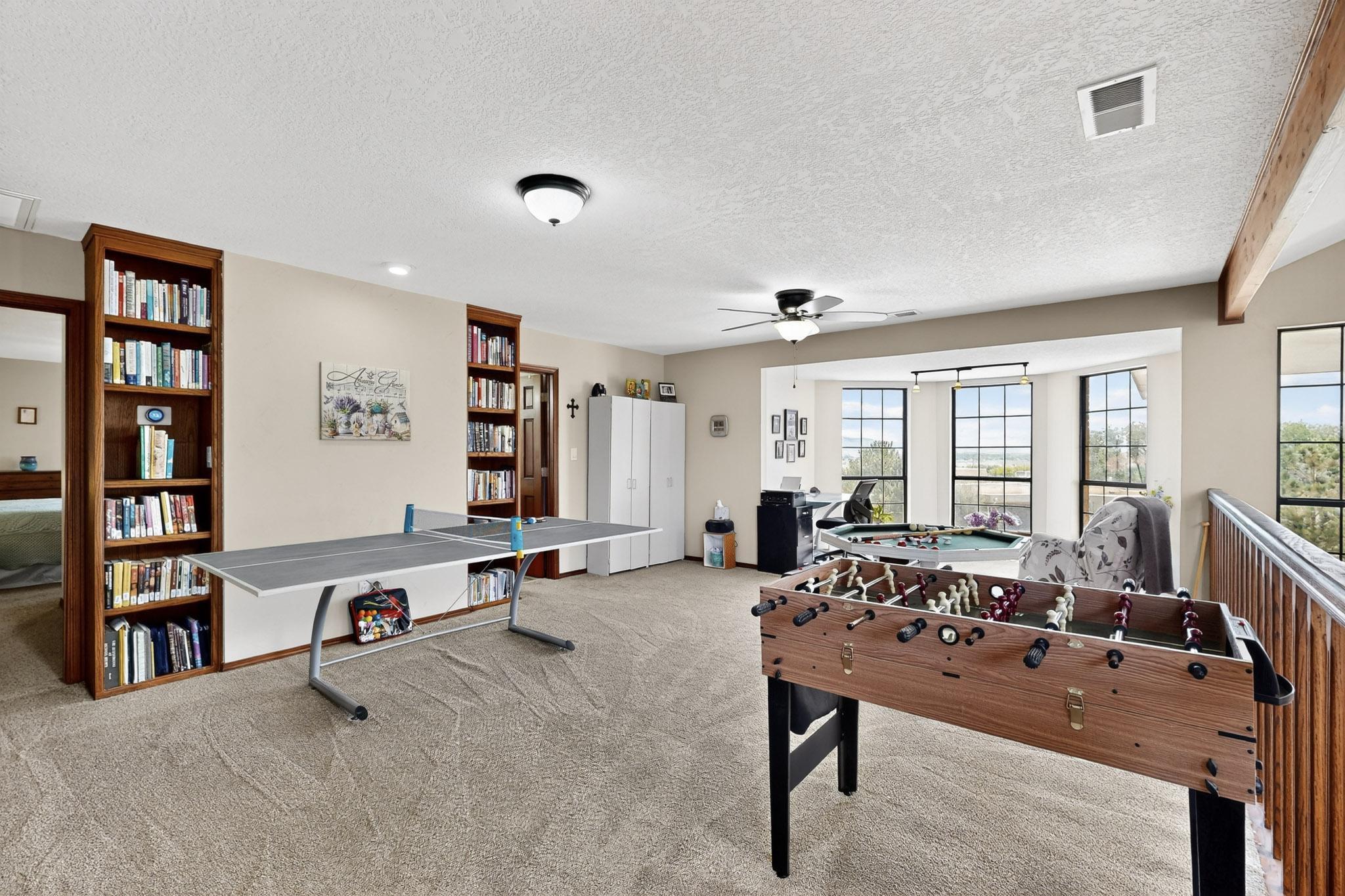 1407 VALLEY VIEW Drive SW