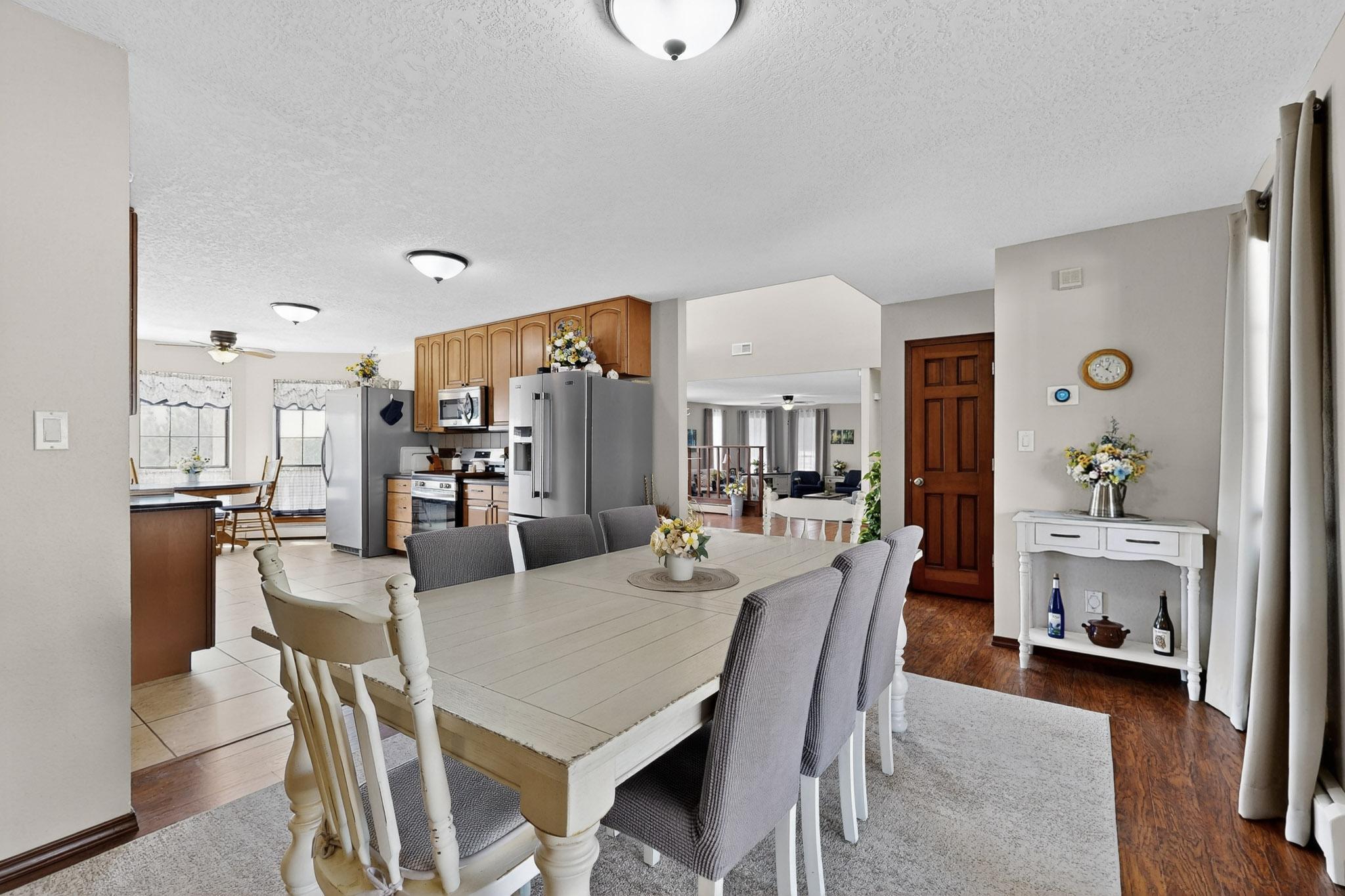 1407 VALLEY VIEW Drive SW