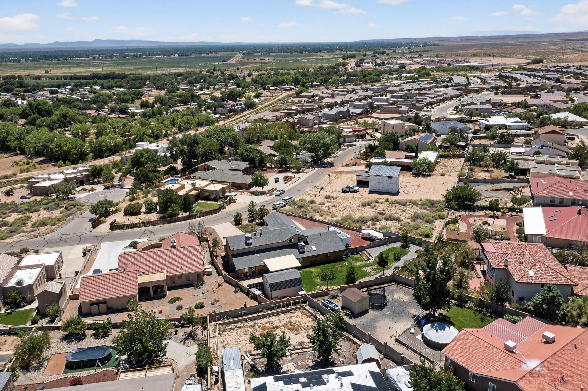 1407 VALLEY VIEW Drive SW