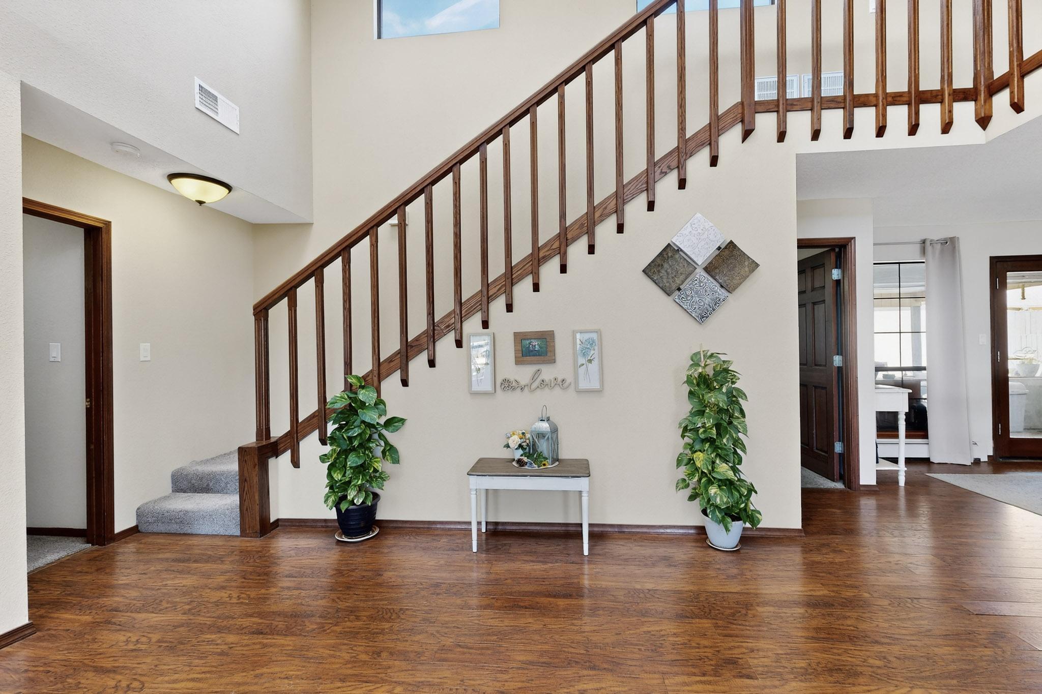 1407 VALLEY VIEW Drive SW