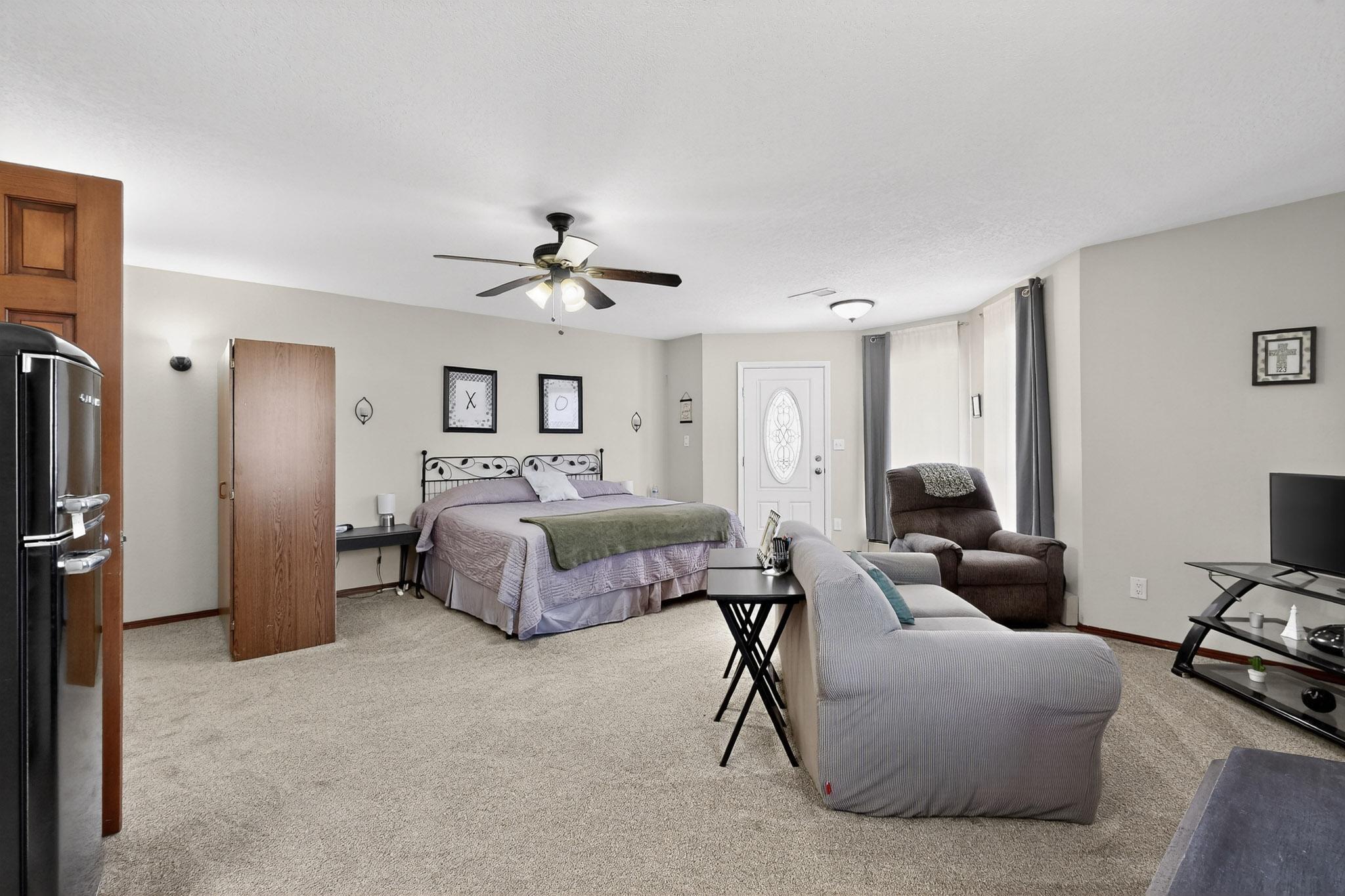 1407 VALLEY VIEW Drive SW