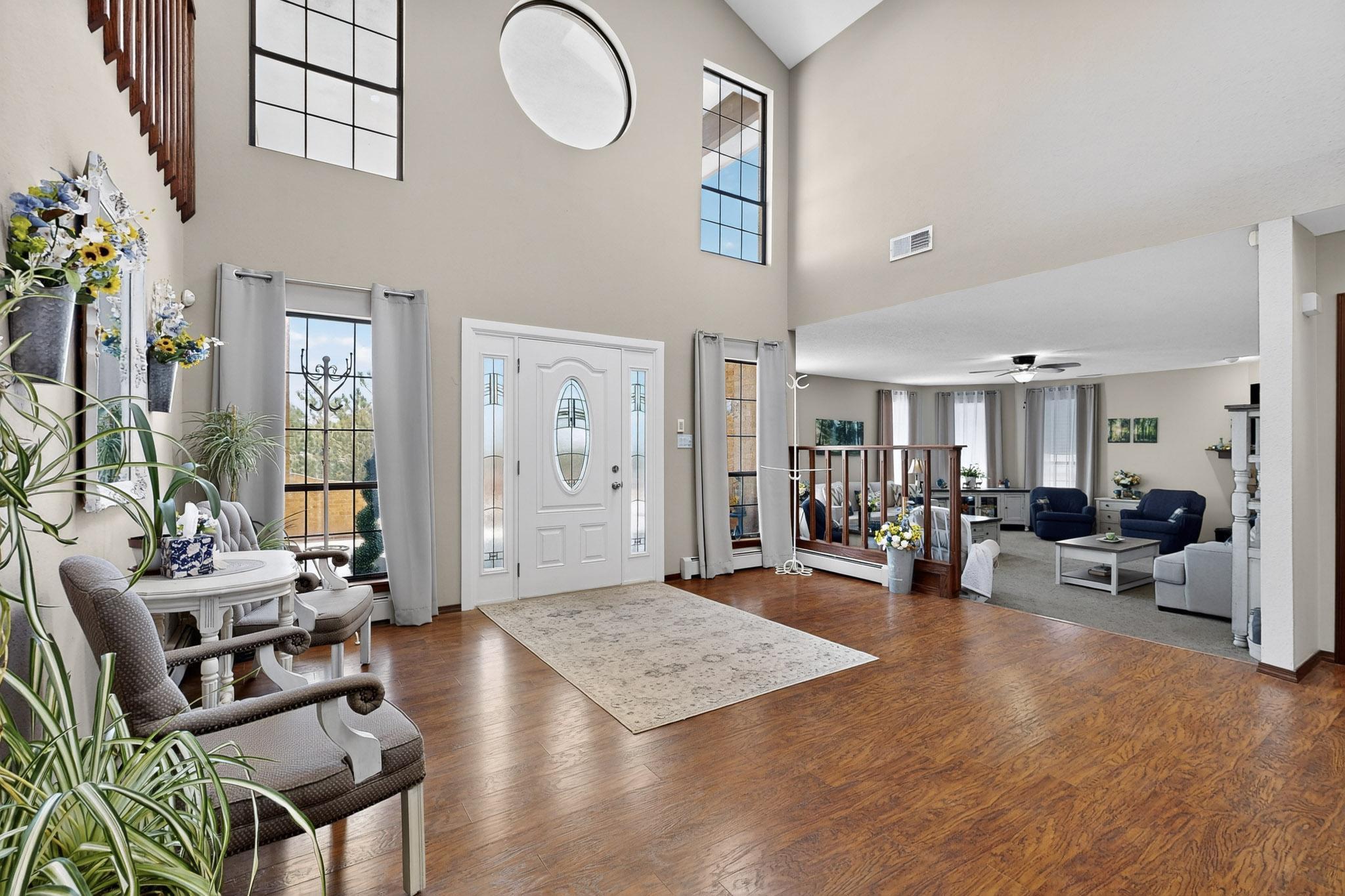 1407 VALLEY VIEW Drive SW